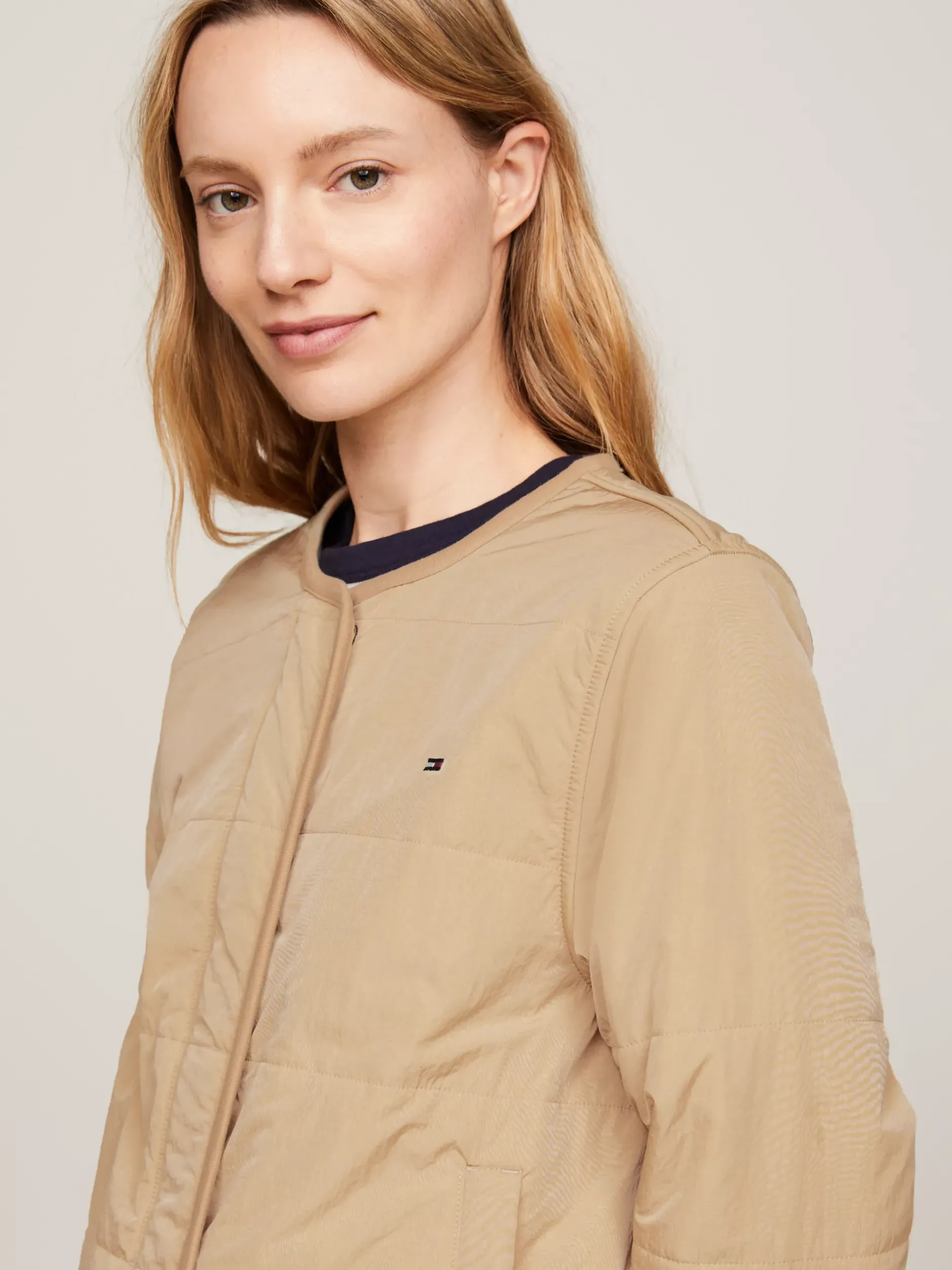 Kurtki & Płaszcze*Tommy Hilfiger Ocieplana Kurtka Bez Kołnierza BEIGE