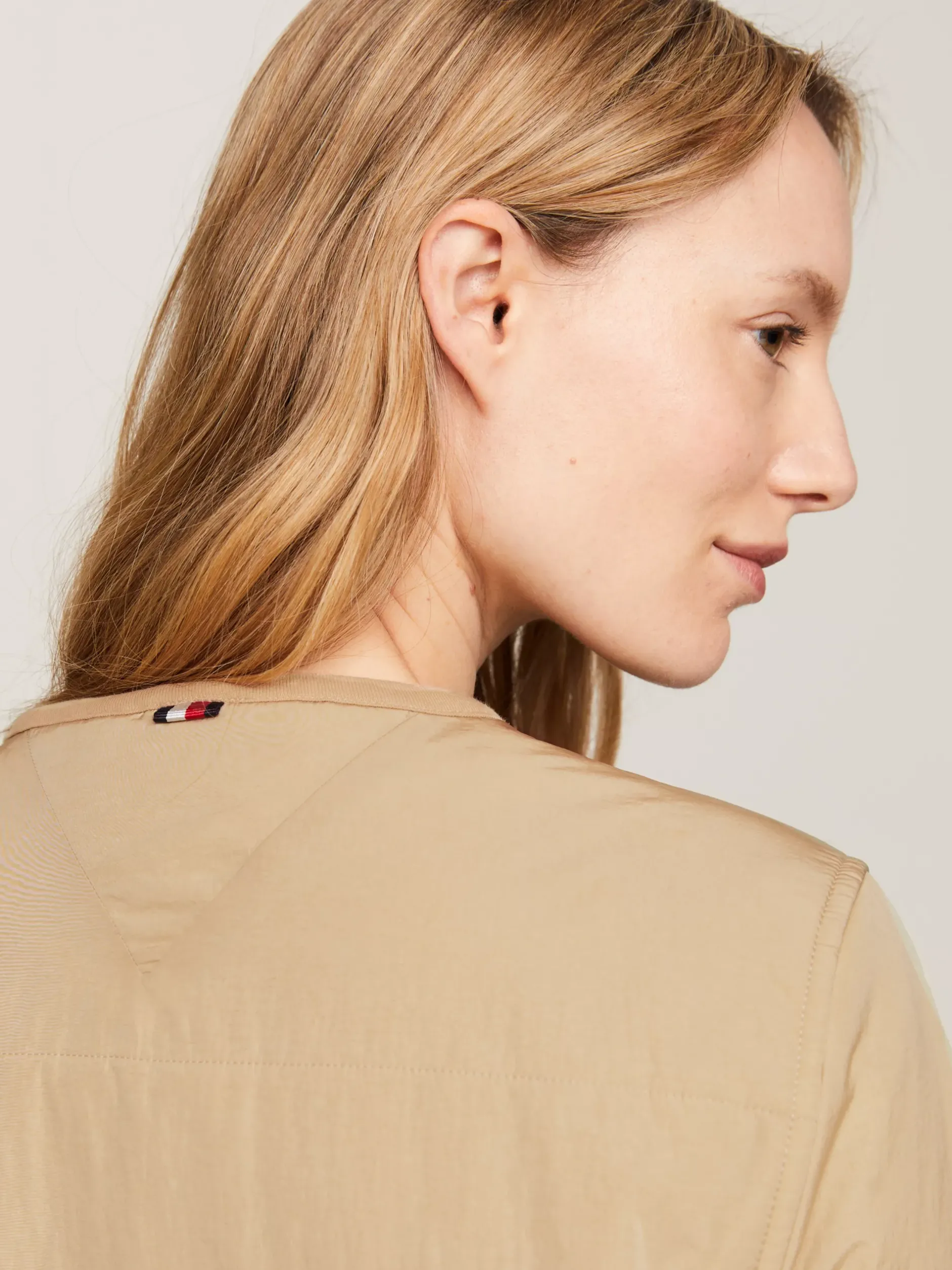 Kurtki & Płaszcze*Tommy Hilfiger Ocieplana Kurtka Bez Kołnierza BEIGE