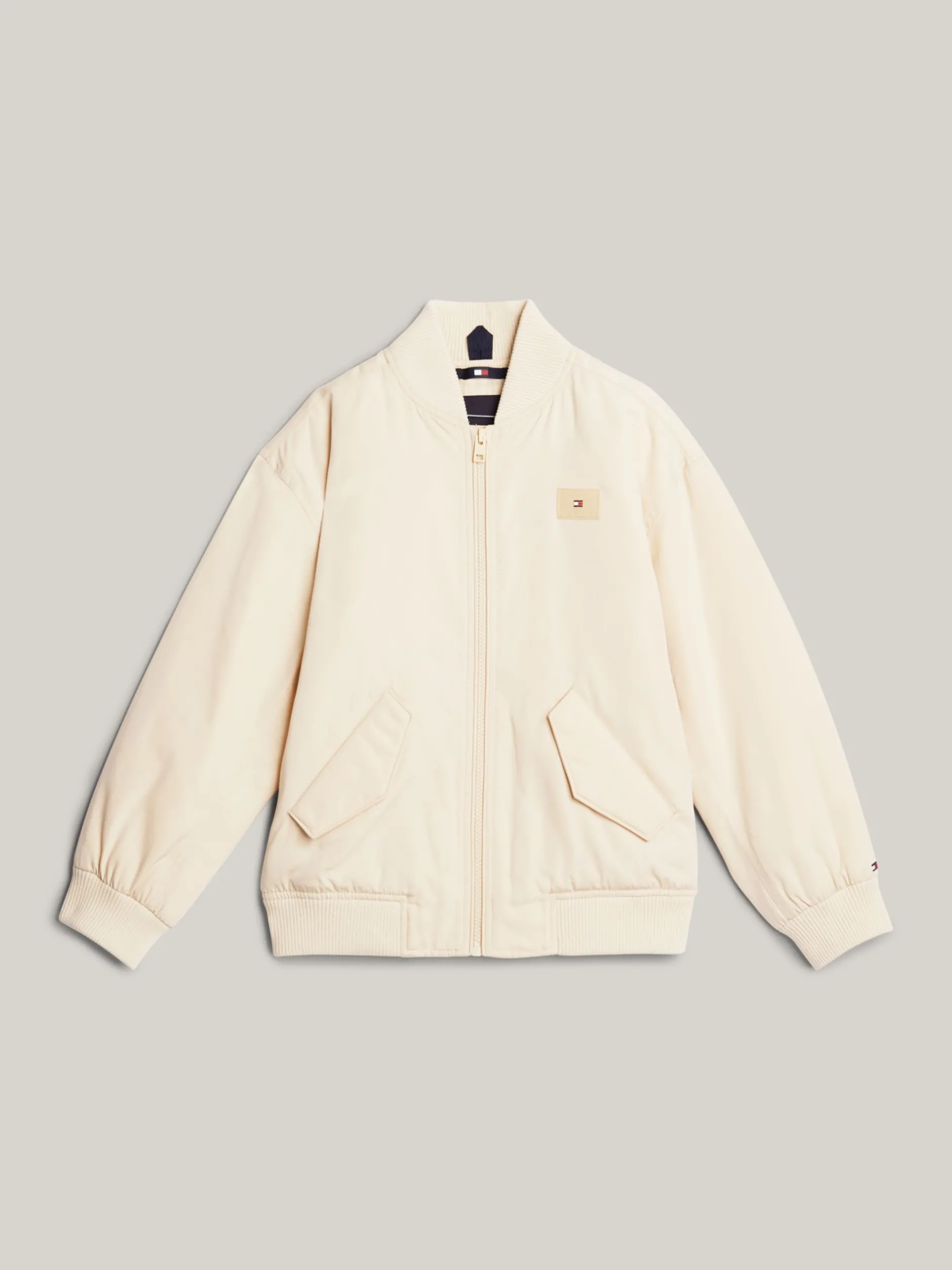 Kurtki*Tommy Hilfiger Ocieplana Kurtka Bomber Z Logo Hilfiger Monotype COUNTRY IVORY