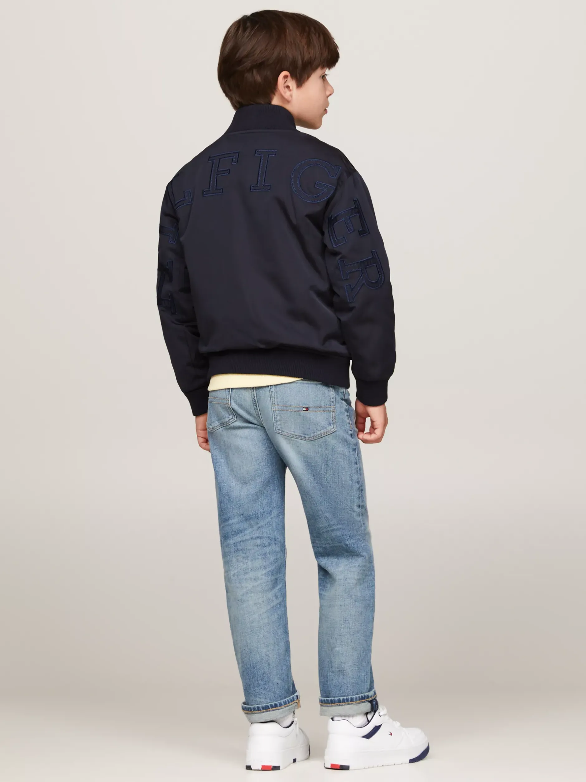 Kurtki*Tommy Hilfiger Ocieplana Kurtka Bomber Z Logo Hilfiger Monotype DESERT SKY