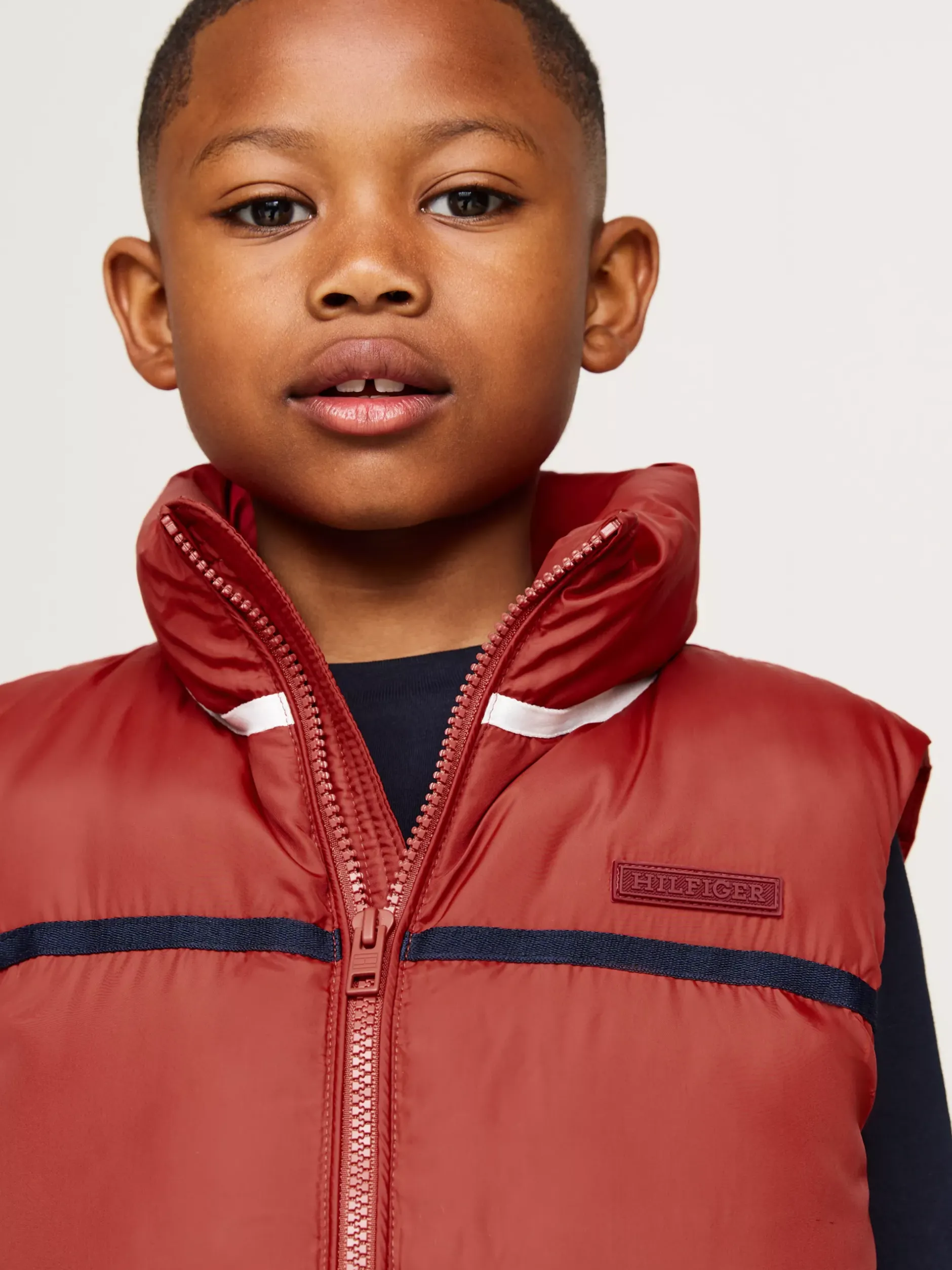 Kurtki I Płaszcze|Kurtki*Tommy Hilfiger Ocieplany Bezrękawnik Z Sygnowanym Paskiem DARK MAGMA