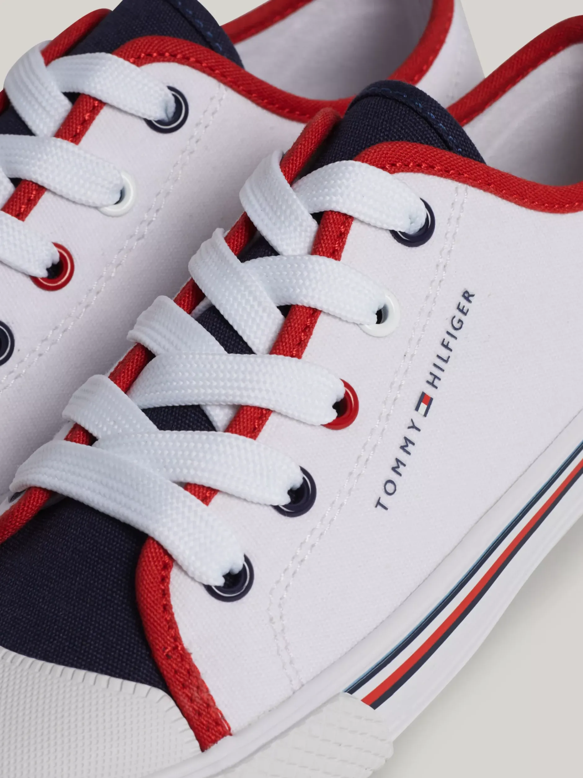 Obuwie I Akcesoria|Obuwie I Akcesoria*Tommy Hilfiger Płócienne Buty Sportowe Z Blokami Kolorów WHITE/BLUE/RED