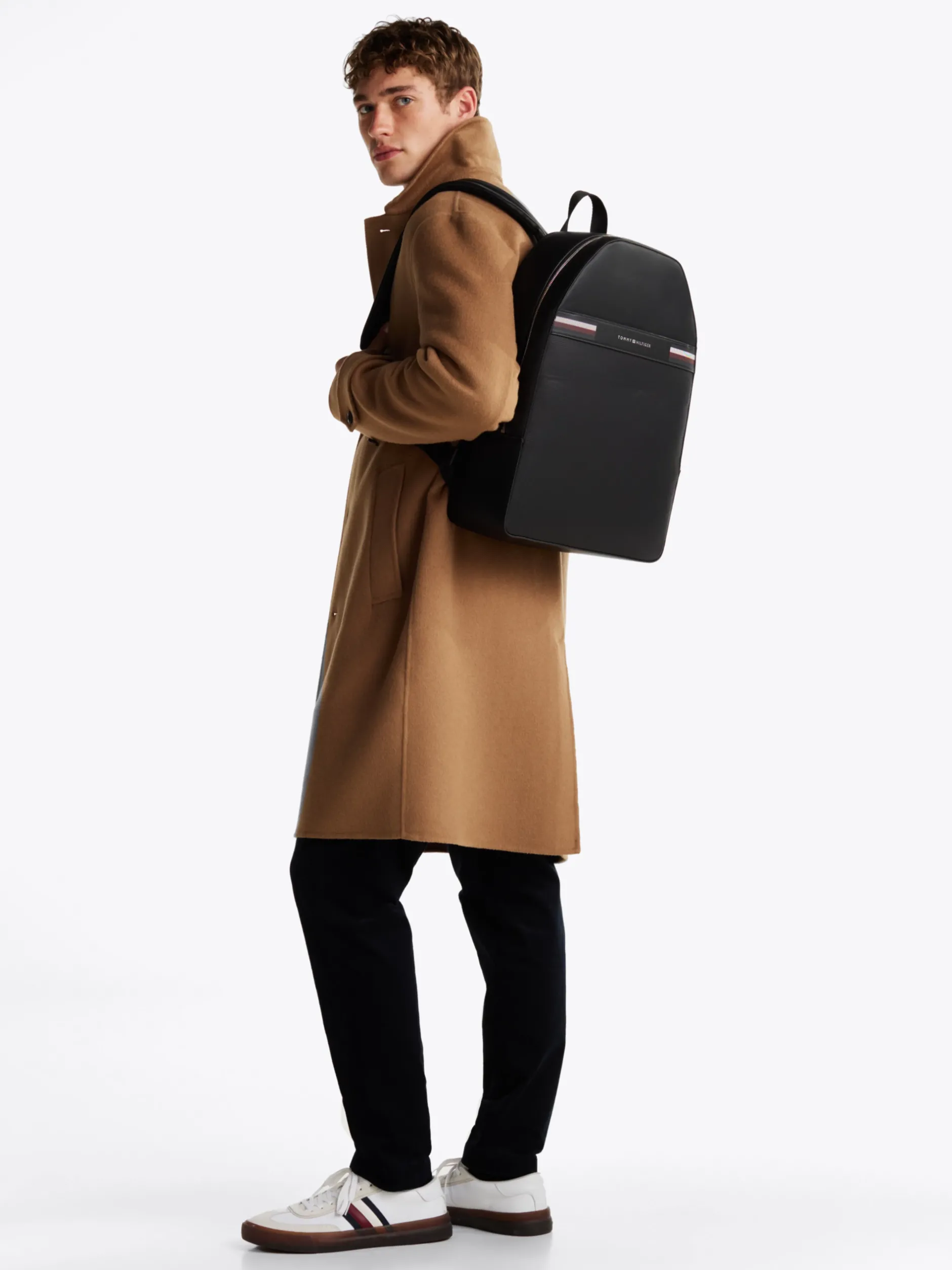 Plecaki*Tommy Hilfiger Plecak Kopułowy Corporate BLACK