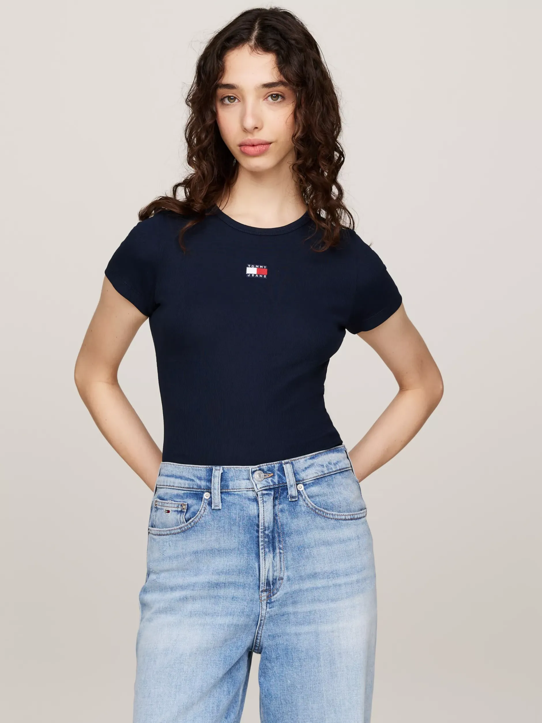 T-Shirty*Tommy Hilfiger Prążkowany T-shirt Z Naszywką Tommy DARK NIGHT NAVY
