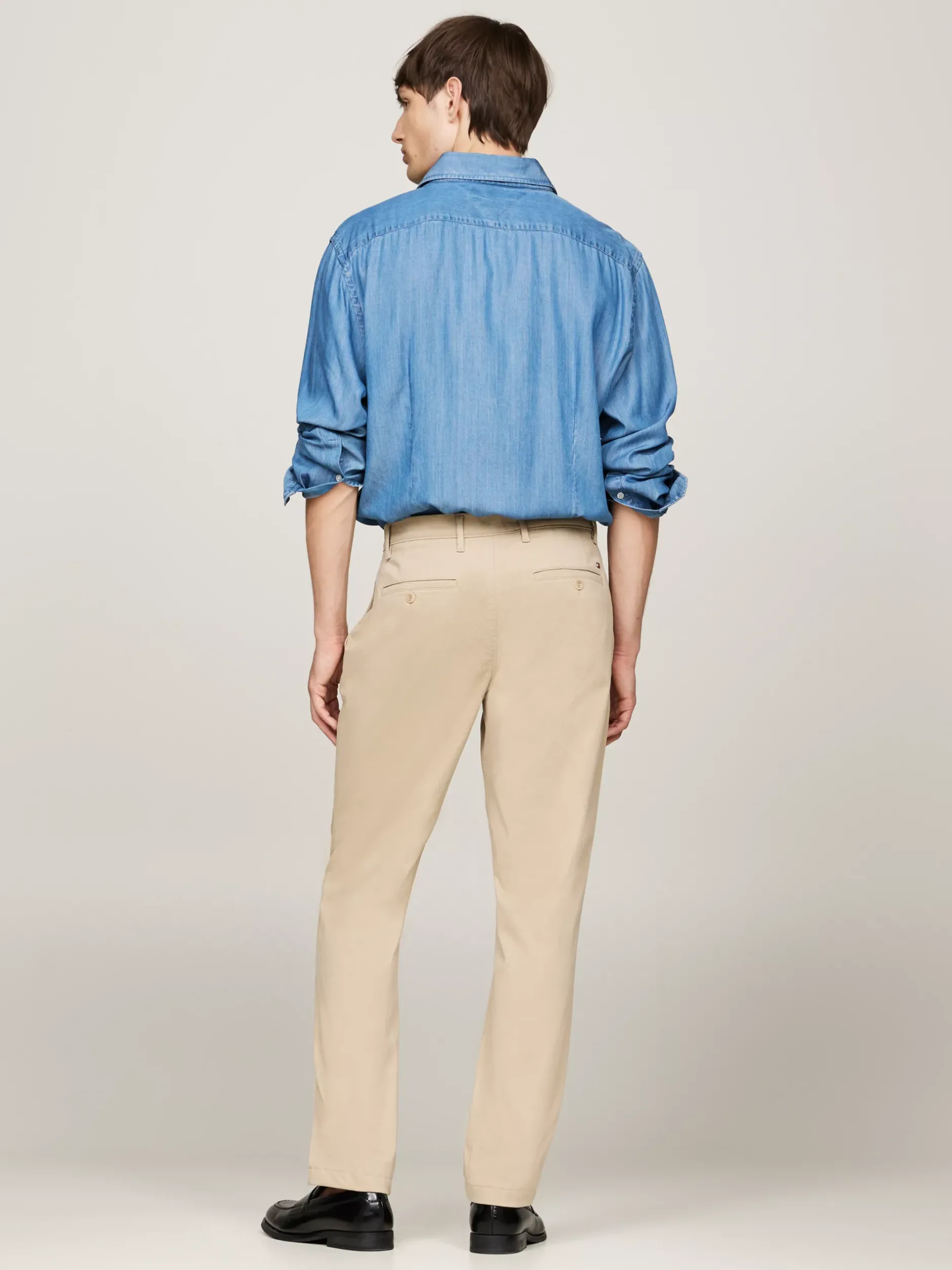 Spodnie*Tommy Hilfiger Proste Chinosy Denton Z Bawełny Ze Stretchem BATIQUE KHAKI