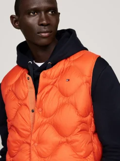 Kurtki & Płaszcze*Tommy Hilfiger Puchowa Kamizelka Z Falowanym Pikowaniem BONFIRE ORANGE