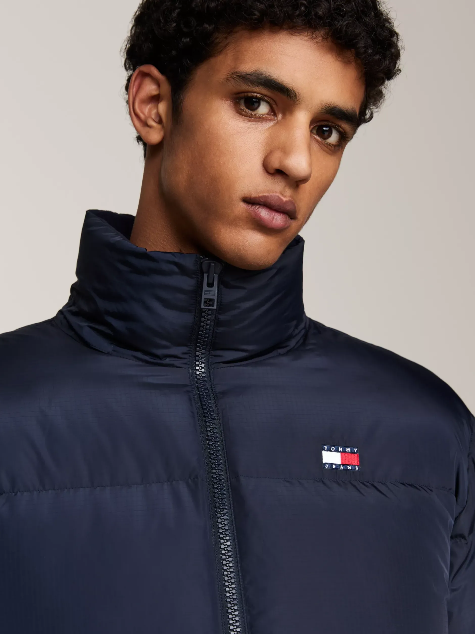 Kurtki & Płaszcze*Tommy Hilfiger Puchowa Kurtka Alaska Z Naszywką Z Flagą DARK NIGHT NAVY
