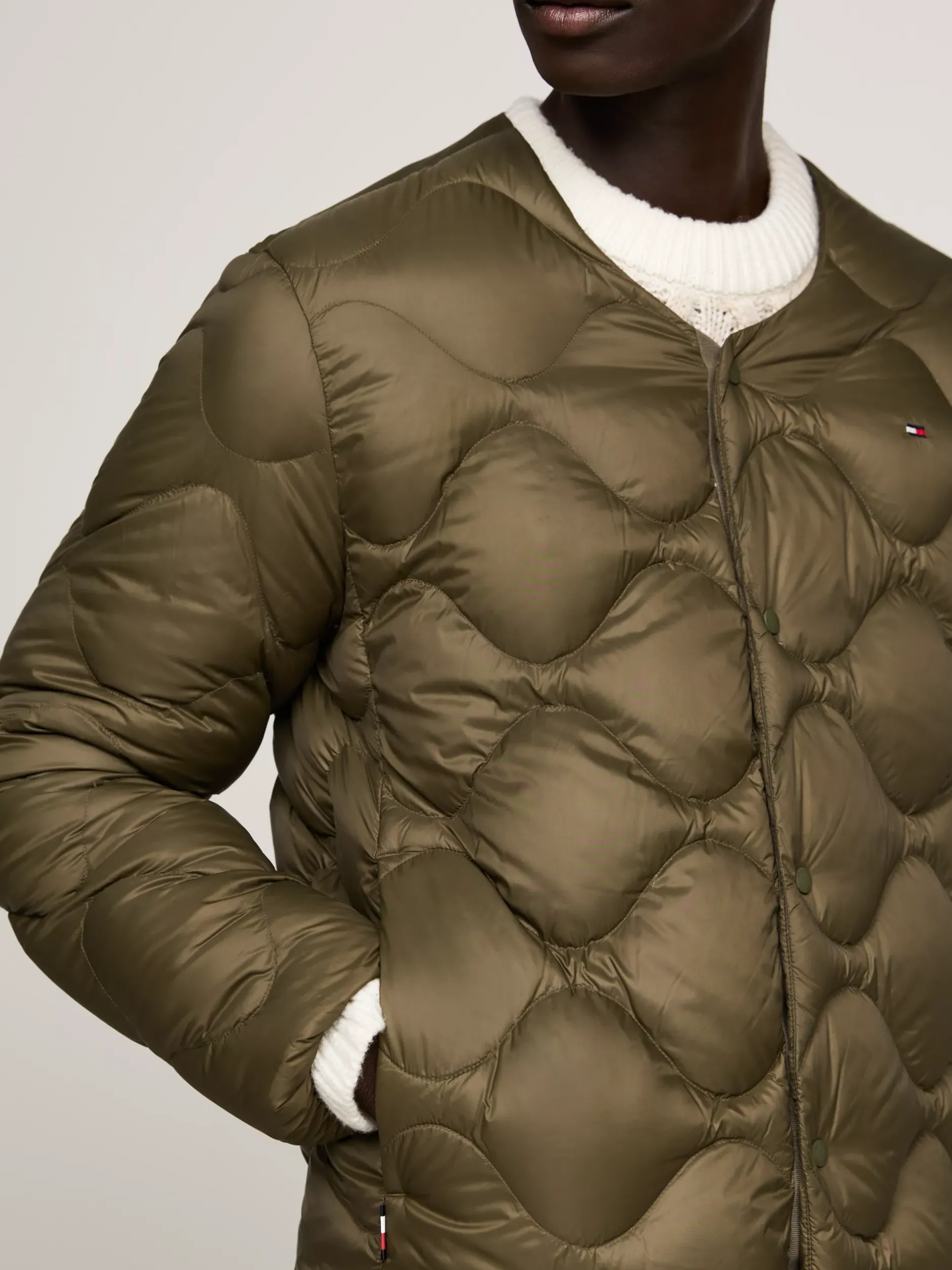 Kurtki & Płaszcze*Tommy Hilfiger Puchowa Kurtka Z Falowanym Pikowaniem ARMY GREEN