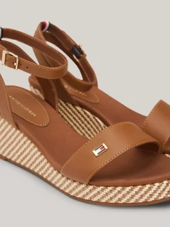 Sandały*Tommy Hilfiger Sandały Na Koturnach Z Rafii NATURAL COGNAC