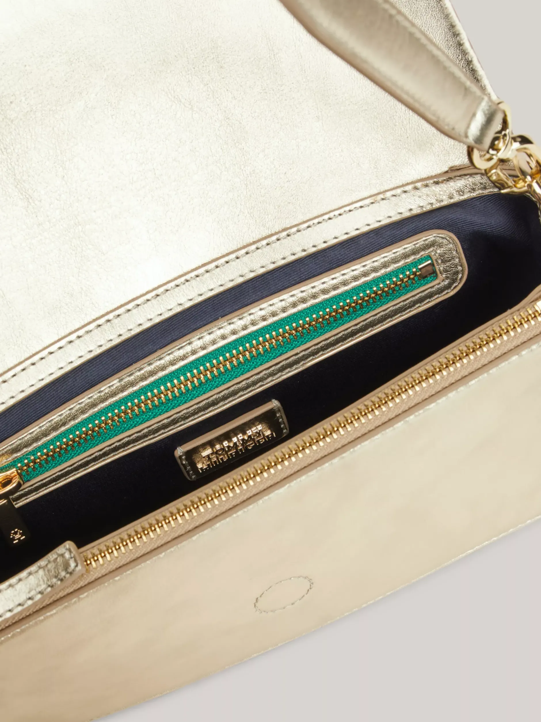 Torby Na Ramię*Tommy Hilfiger Skórzana Metaliczna Torebka Z Ozdobnym łańcuszkiem GOLD