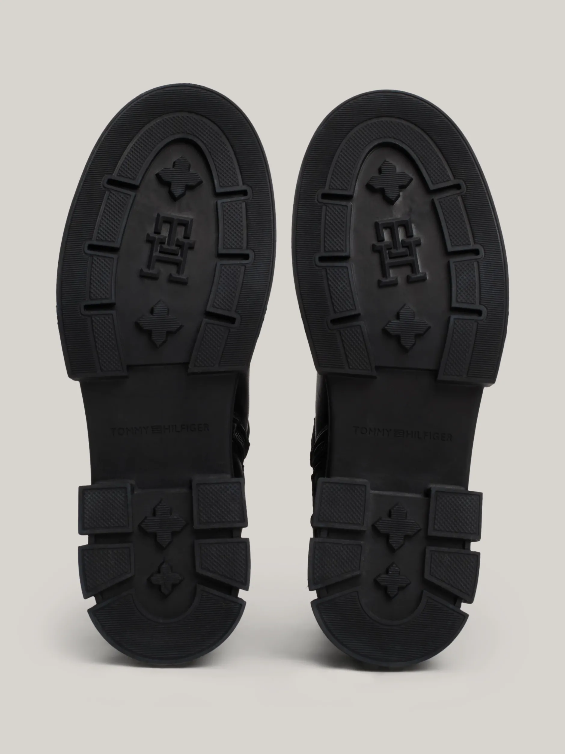 Botki*Tommy Hilfiger Skórzane Botki Z Plakietką Na Pasku BLACK