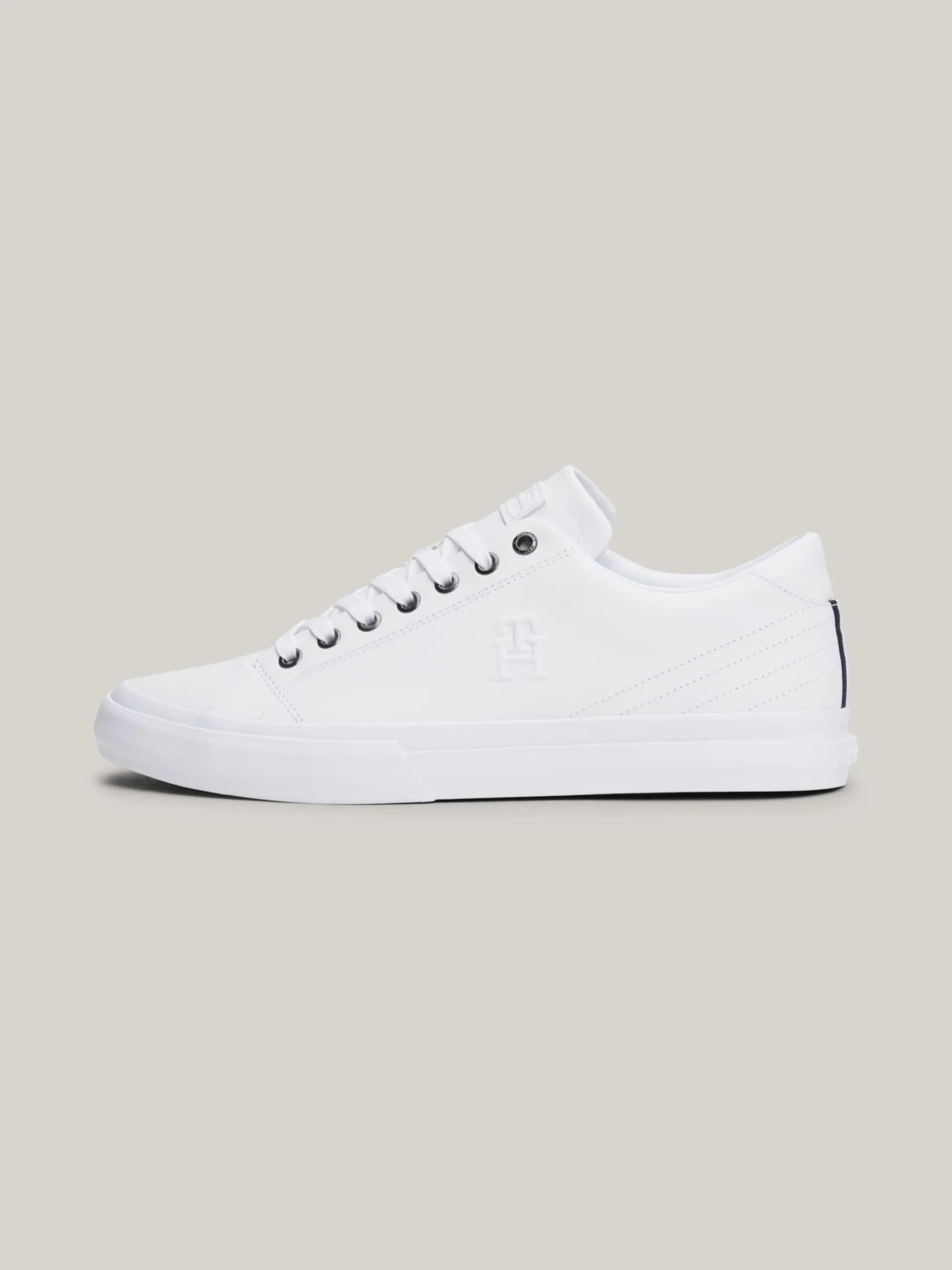 White Trainers|Sneakersy*Tommy Hilfiger Skórzane Buty Sportowe Essential Z Monogramem WHITE
