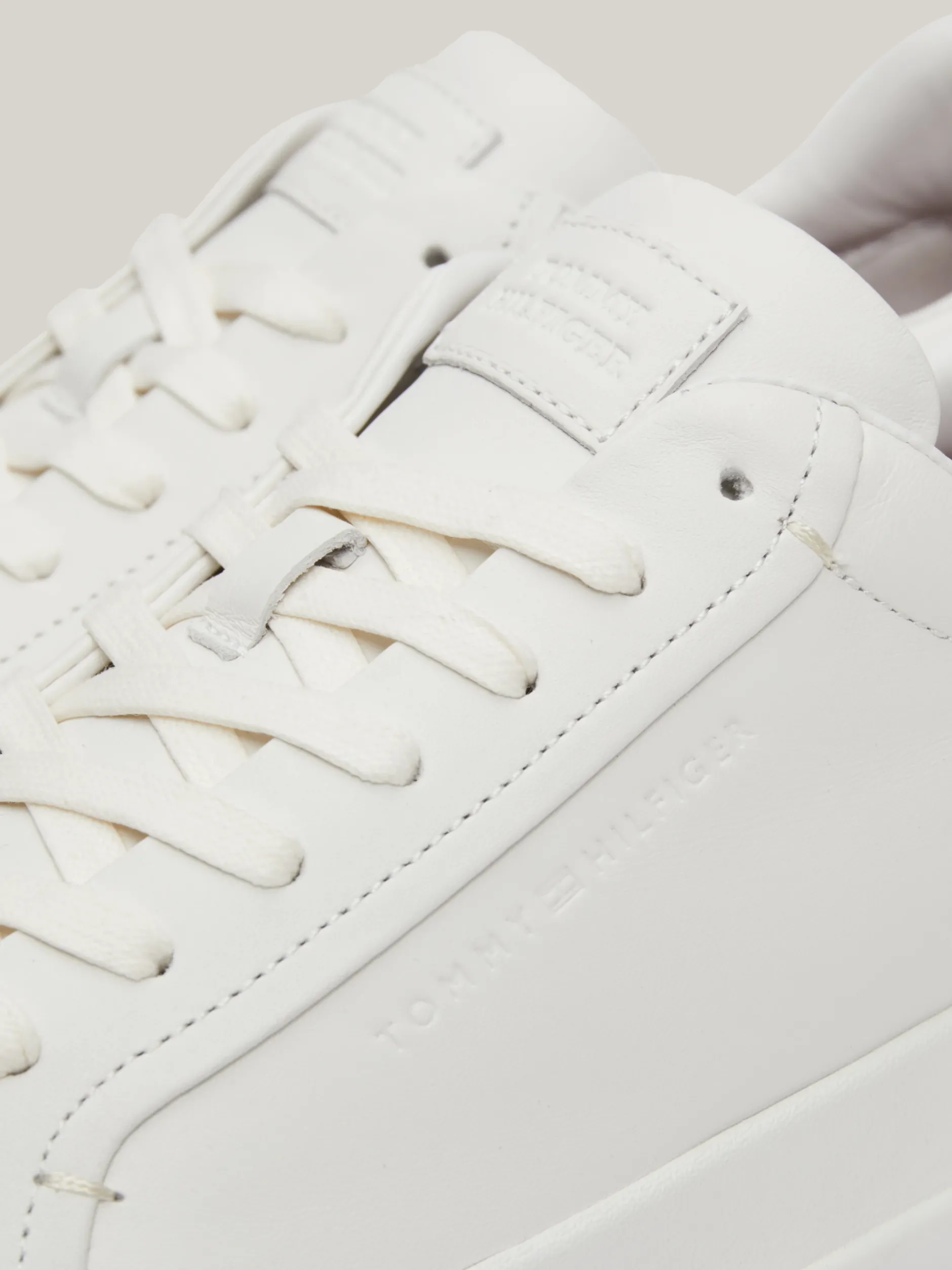 White Trainers|Sneakersy*Tommy Hilfiger Skórzane Buty Sportowe Na Grubej Podeszwie ECRU