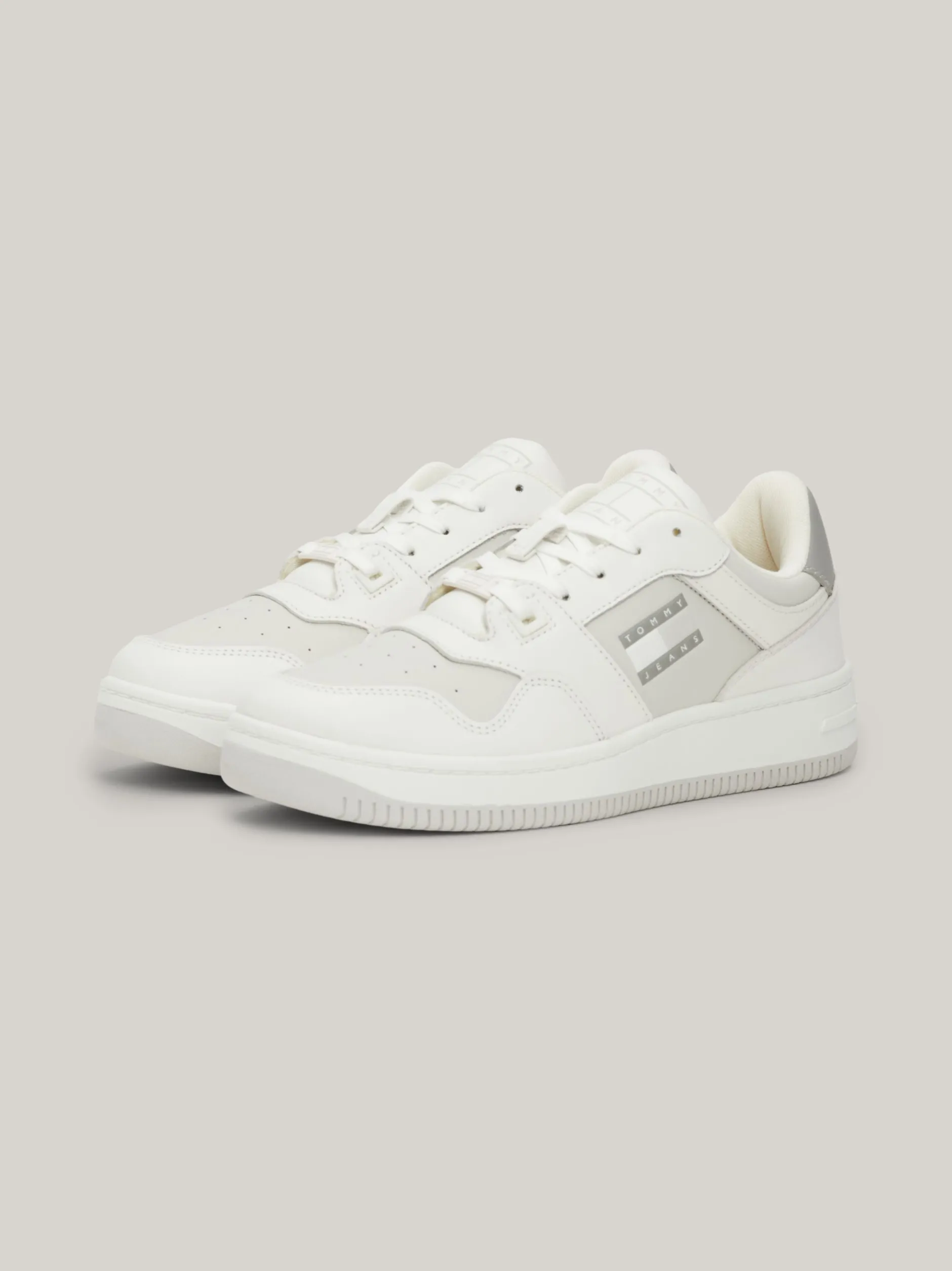 Sneakersy*Tommy Hilfiger Skórzane Buty Sportowe Retro STRATUS GREY