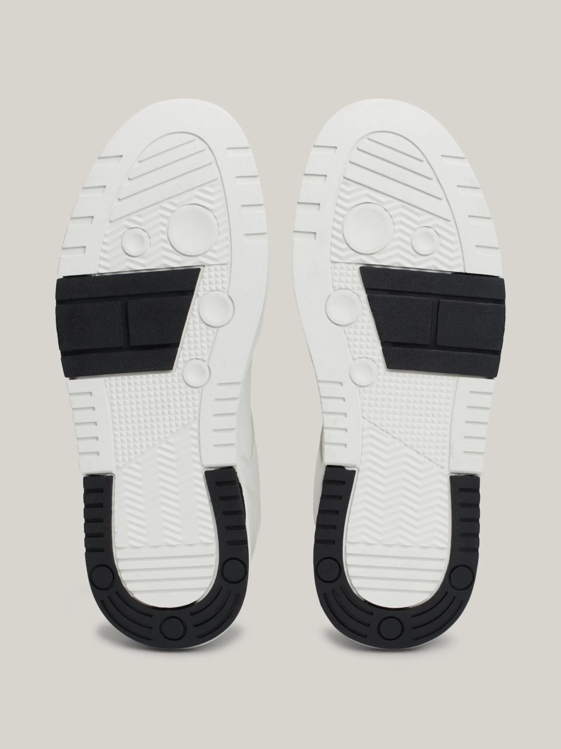 White Trainers|Sneakersy*Tommy Hilfiger Skórzane Buty Sportowe The Brooklyn BLACK