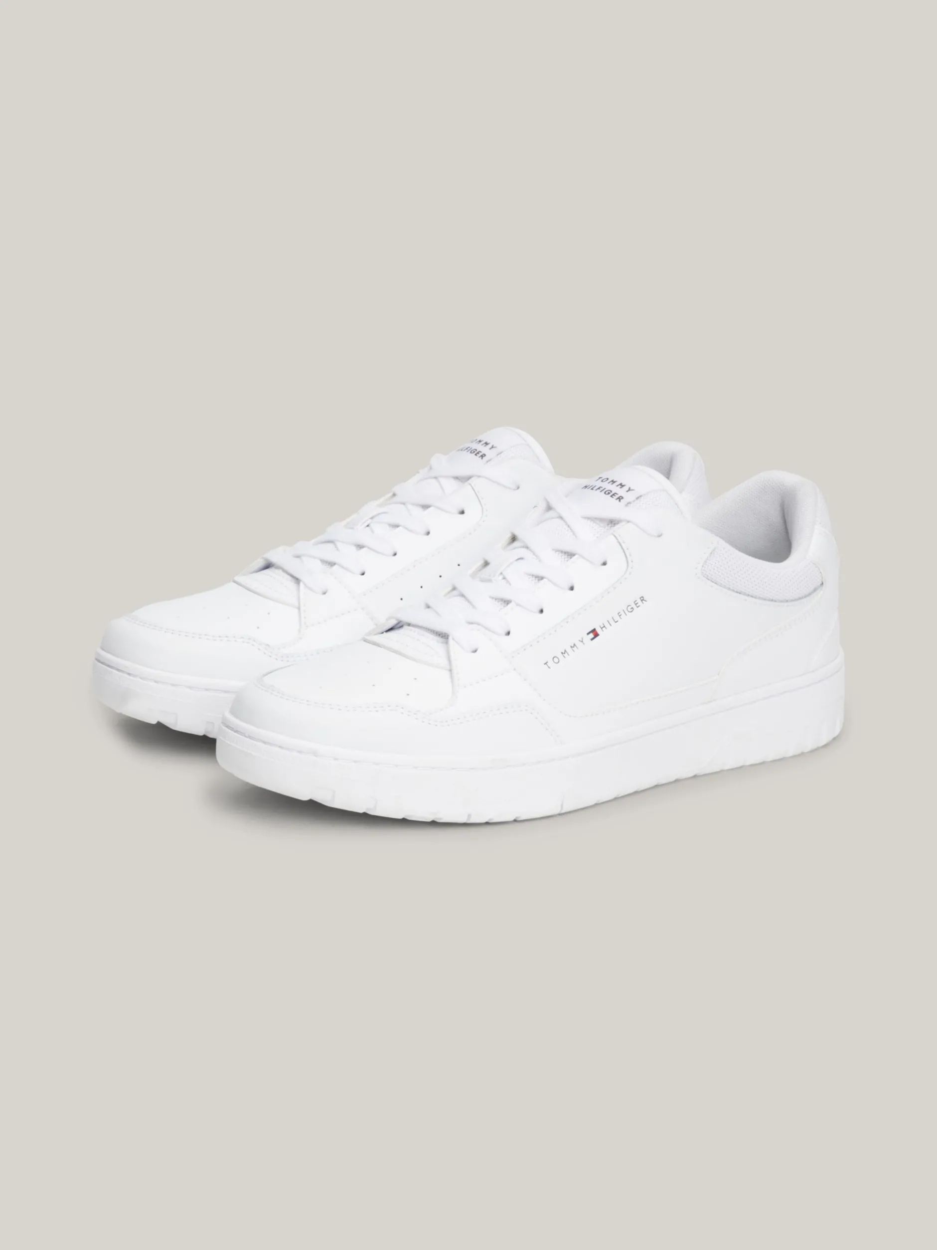 White Trainers|Sneakersy*Tommy Hilfiger Skórzane Buty Sportowe Z Logo Essential WHITE