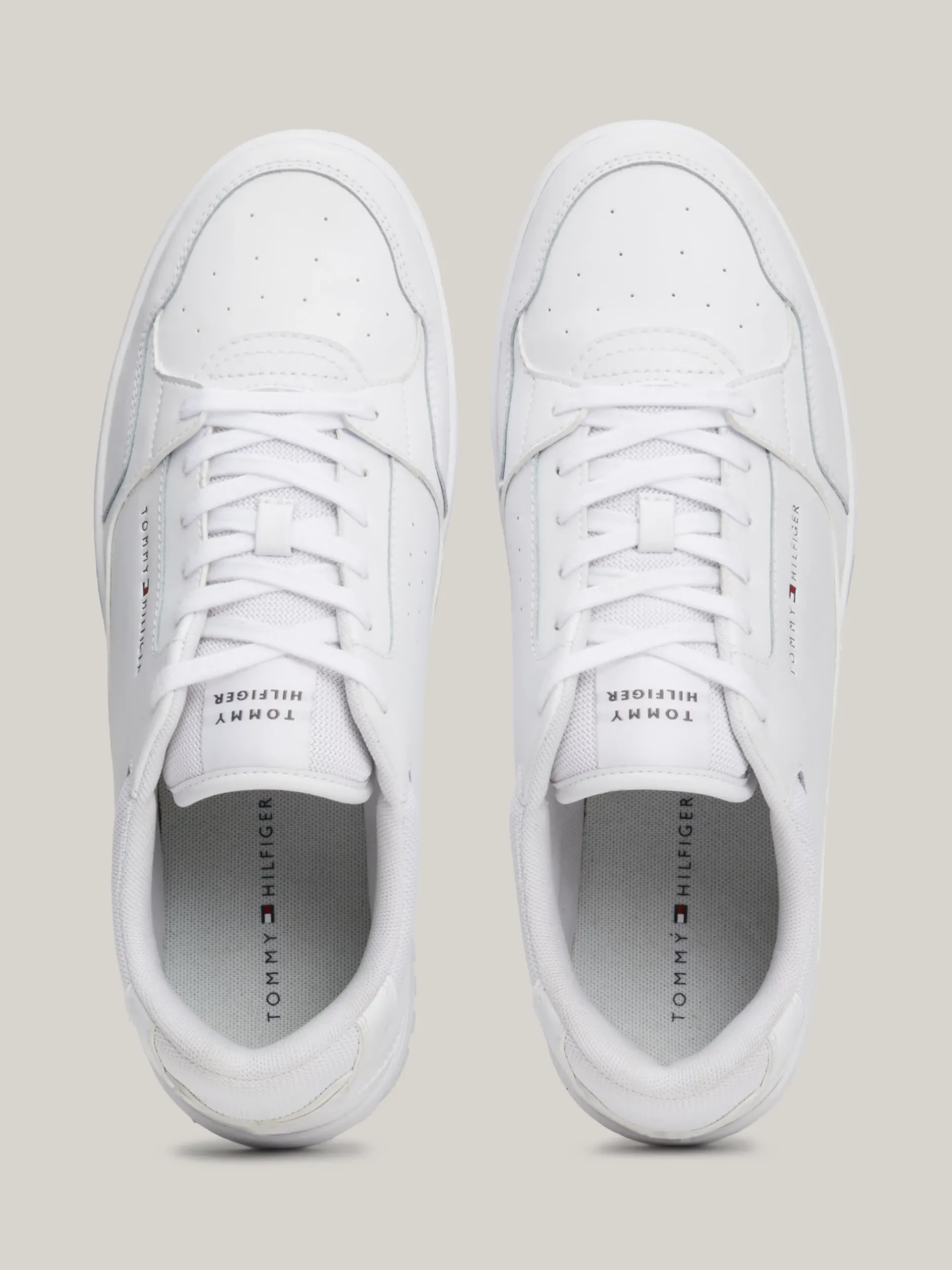 White Trainers|Sneakersy*Tommy Hilfiger Skórzane Buty Sportowe Z Logo Essential WHITE