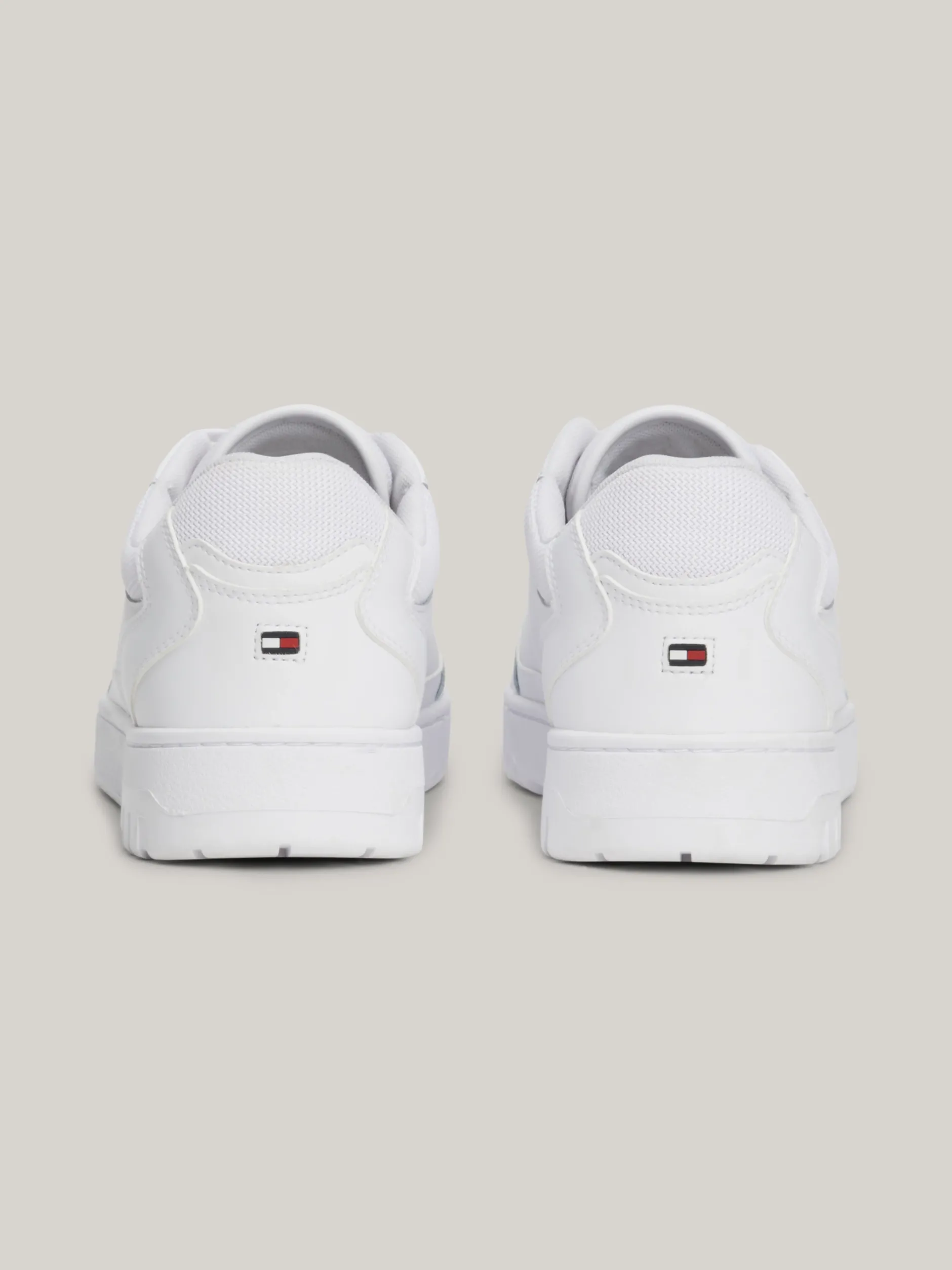 White Trainers|Sneakersy*Tommy Hilfiger Skórzane Buty Sportowe Z Logo Essential WHITE