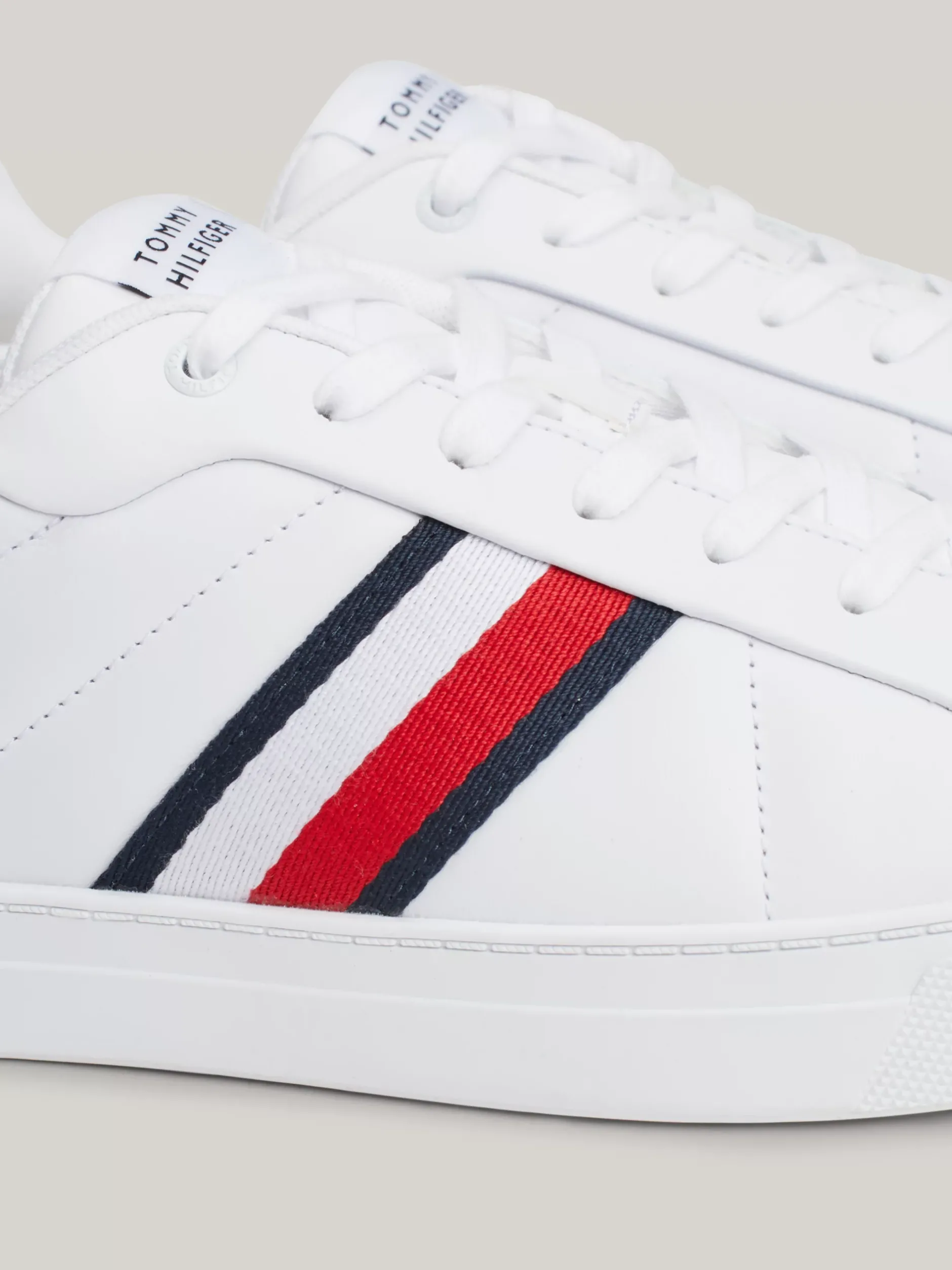 White Trainers|Sneakersy*Tommy Hilfiger Skórzane Buty Sportowe Z Sygnowaną Taśmą WHITE