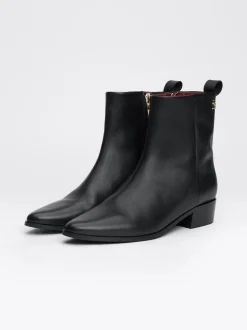 Botki*Tommy Hilfiger Skórzane Kowbojki Z Monogramem BLACK