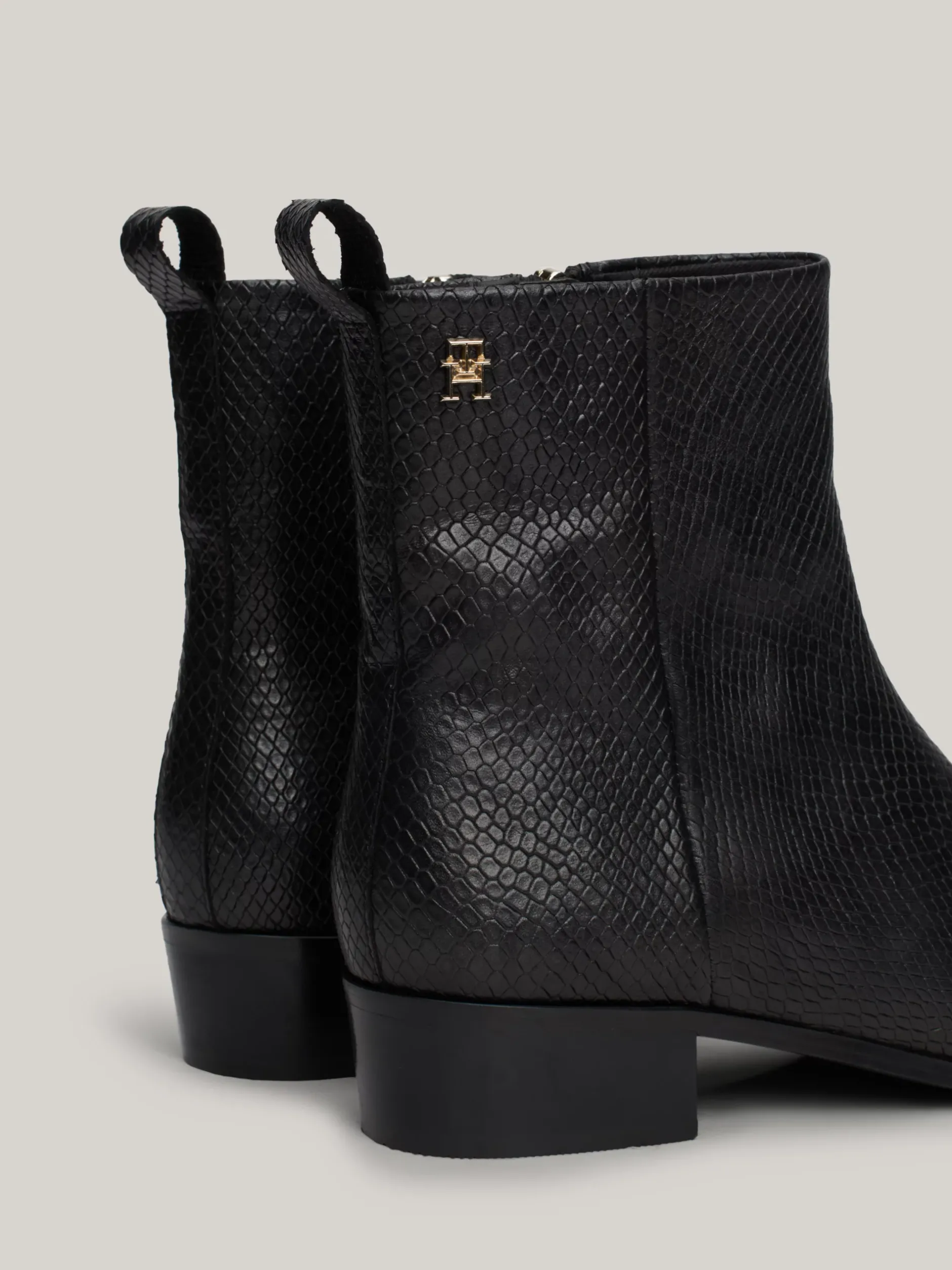 Botki*Tommy Hilfiger Skórzane Kowbojki Z Wężowym Wzorem BLACK PYTHON