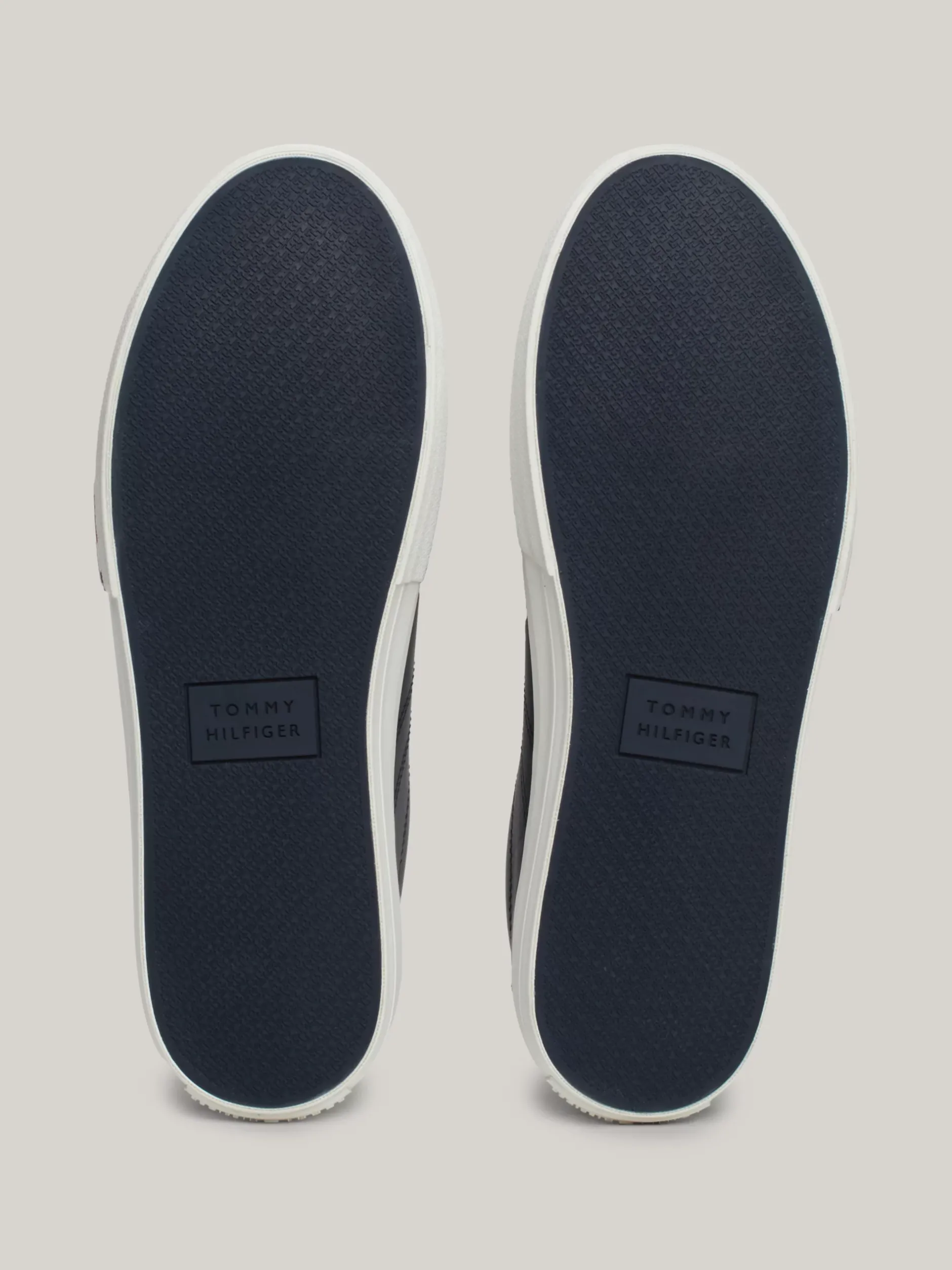 Sneakersy*Tommy Hilfiger Skórzane Sznurowane Tenisówki Z Logo DESERT SKY