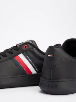 Sneakersy*Tommy Hilfiger Skórzane Tenisówki Essential TRIPLE BLACK