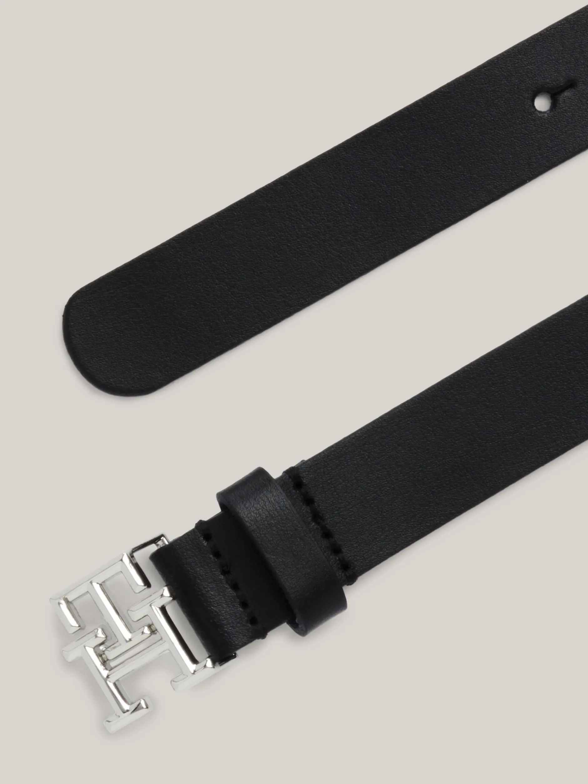 Paski*Tommy Hilfiger Skórzany Pasek TH Emblem Z Plakietką BLACK