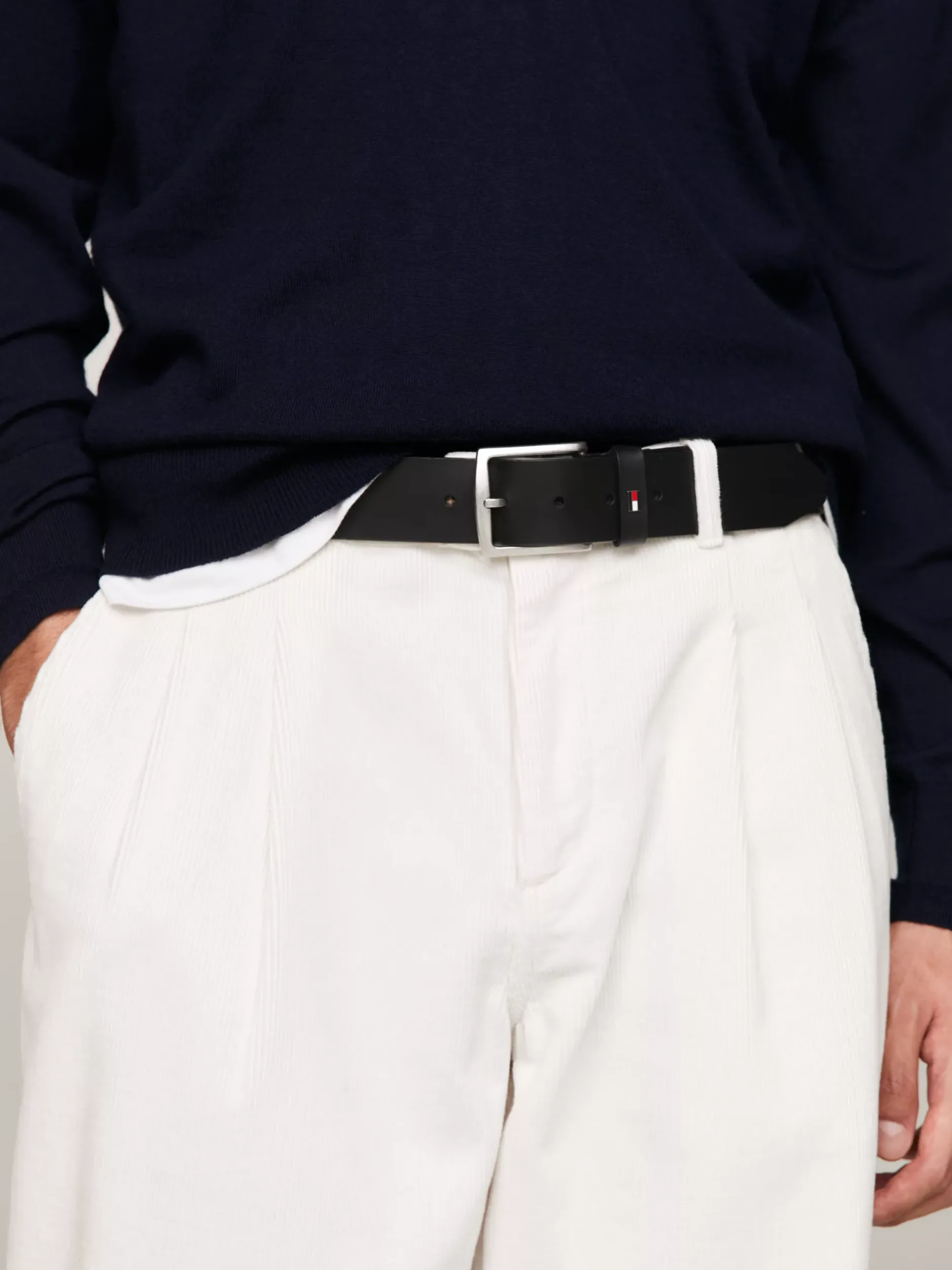Paski*Tommy Hilfiger Skórzany Pasek Z Emaliowaną Flagą BLACK