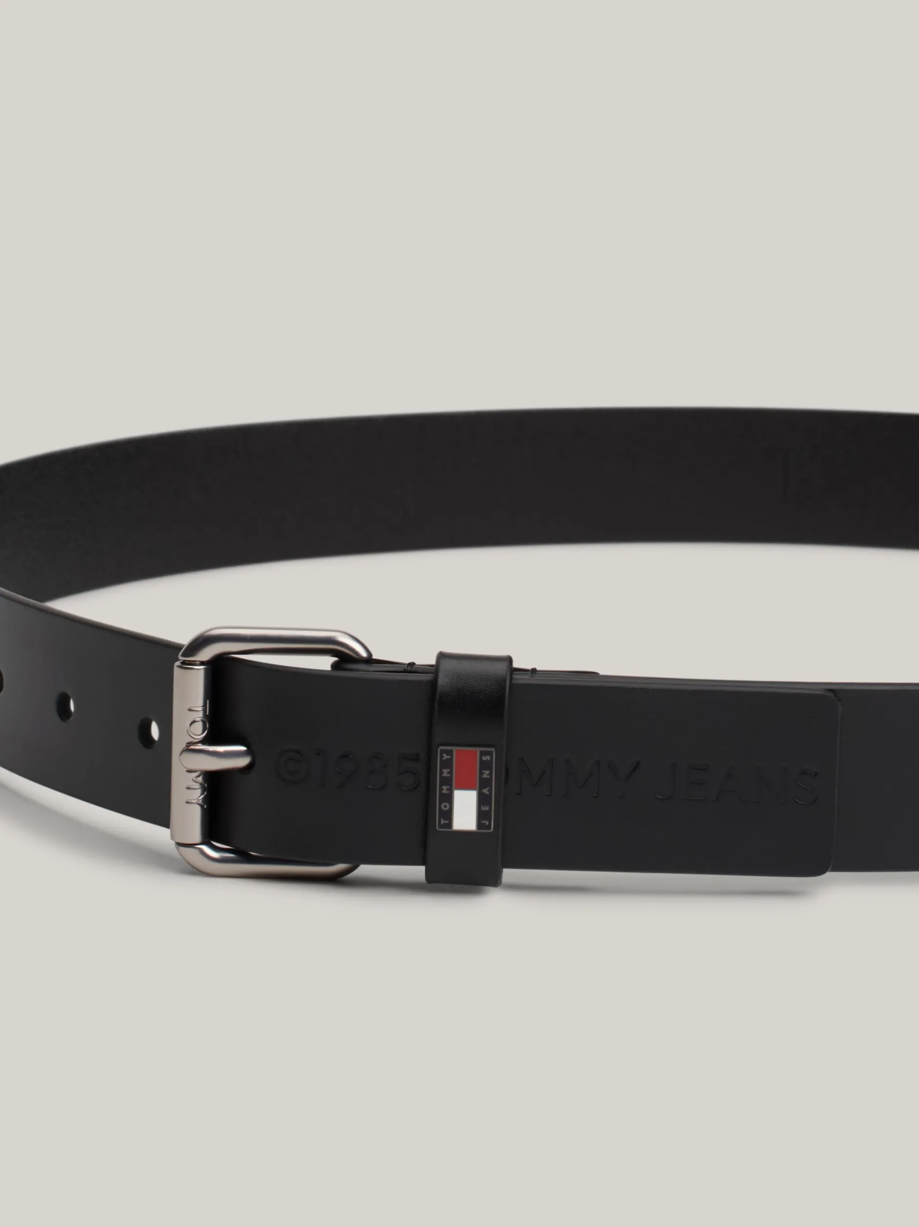 Paski*Tommy Hilfiger Skórzany Pasek Z Klamrą Rolkową BLACK