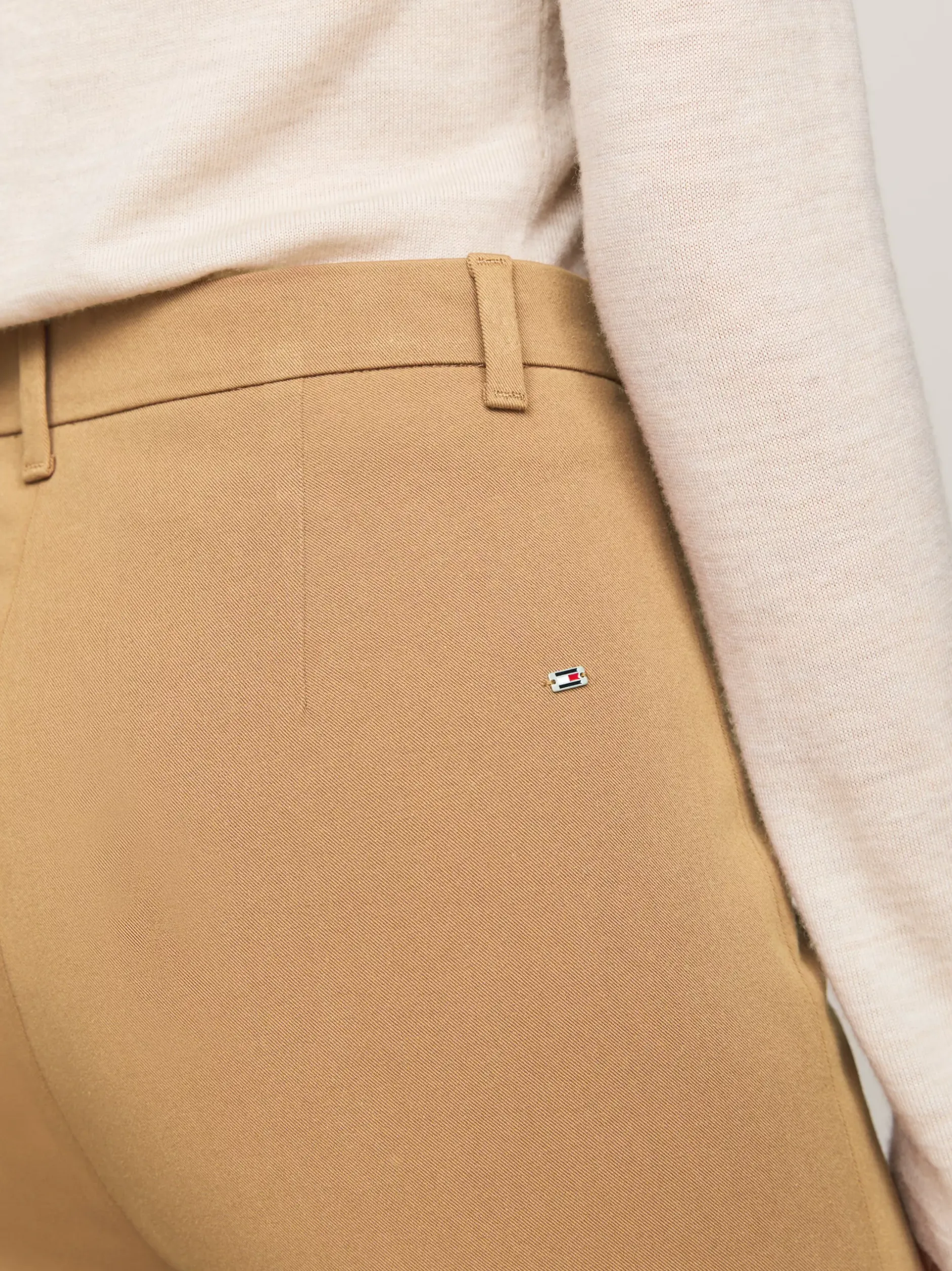 Spodnie*Tommy Hilfiger Spodnie O Wąskim Kroju Z Gabardyny CLASSIC KHAKI