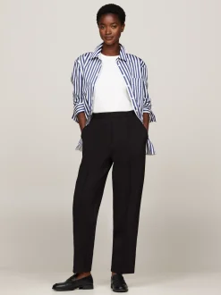 Spodnie*Tommy Hilfiger Spodnie Ze Zwężanymi Nogawkami I Metalową Flagą BLACK