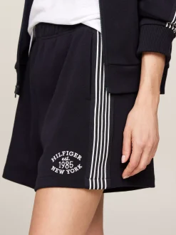 Szorty*Tommy Hilfiger Sportowe Szorty W Stylu Varsity Z Lampasami DESERT SKY