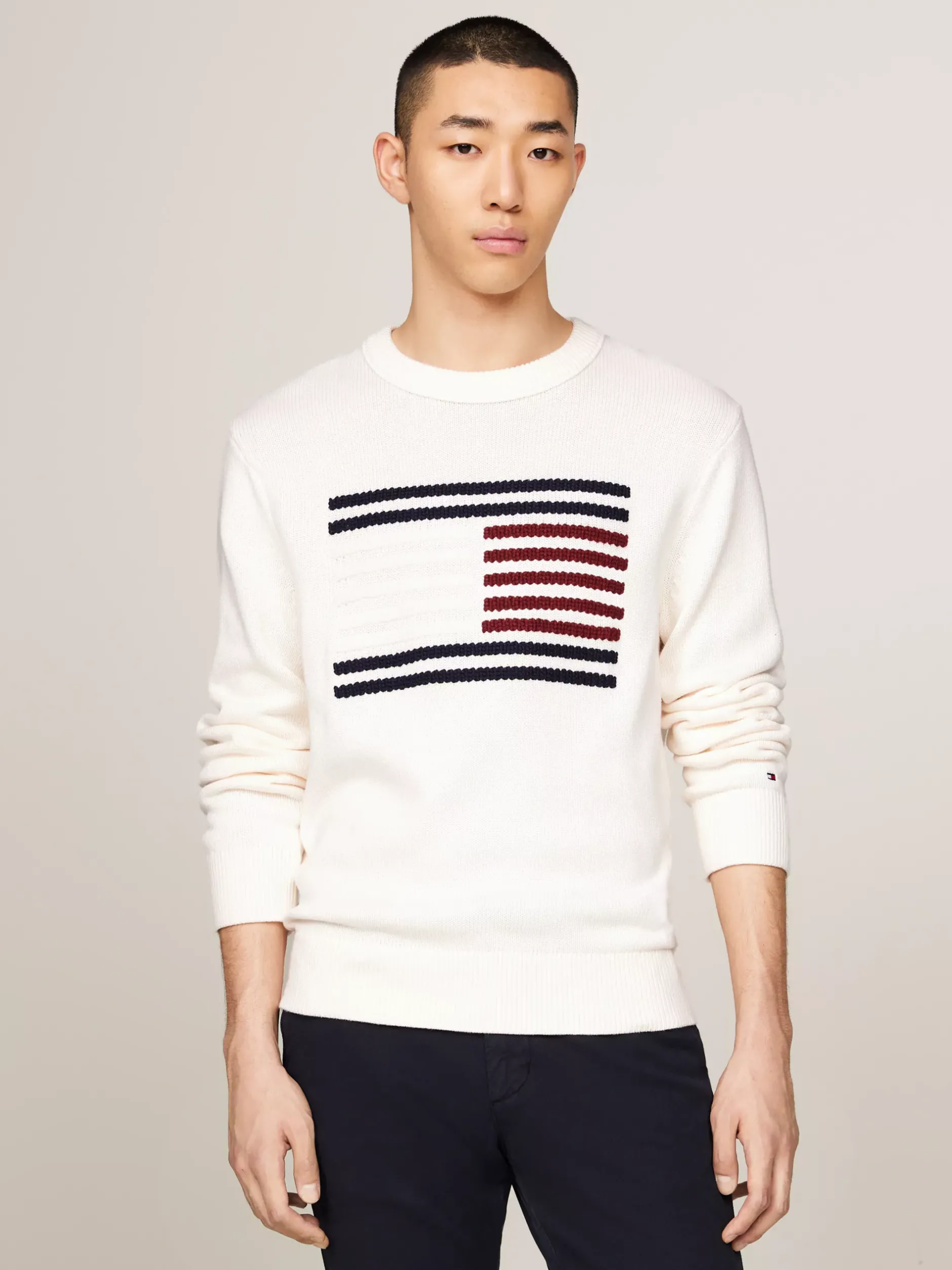 Swetry Z Okrągłym Dekoltem|Swetry*Tommy Hilfiger Sweter O Luźnym Kroju Z Warkoczową Flagą ANCIENT WHITE
