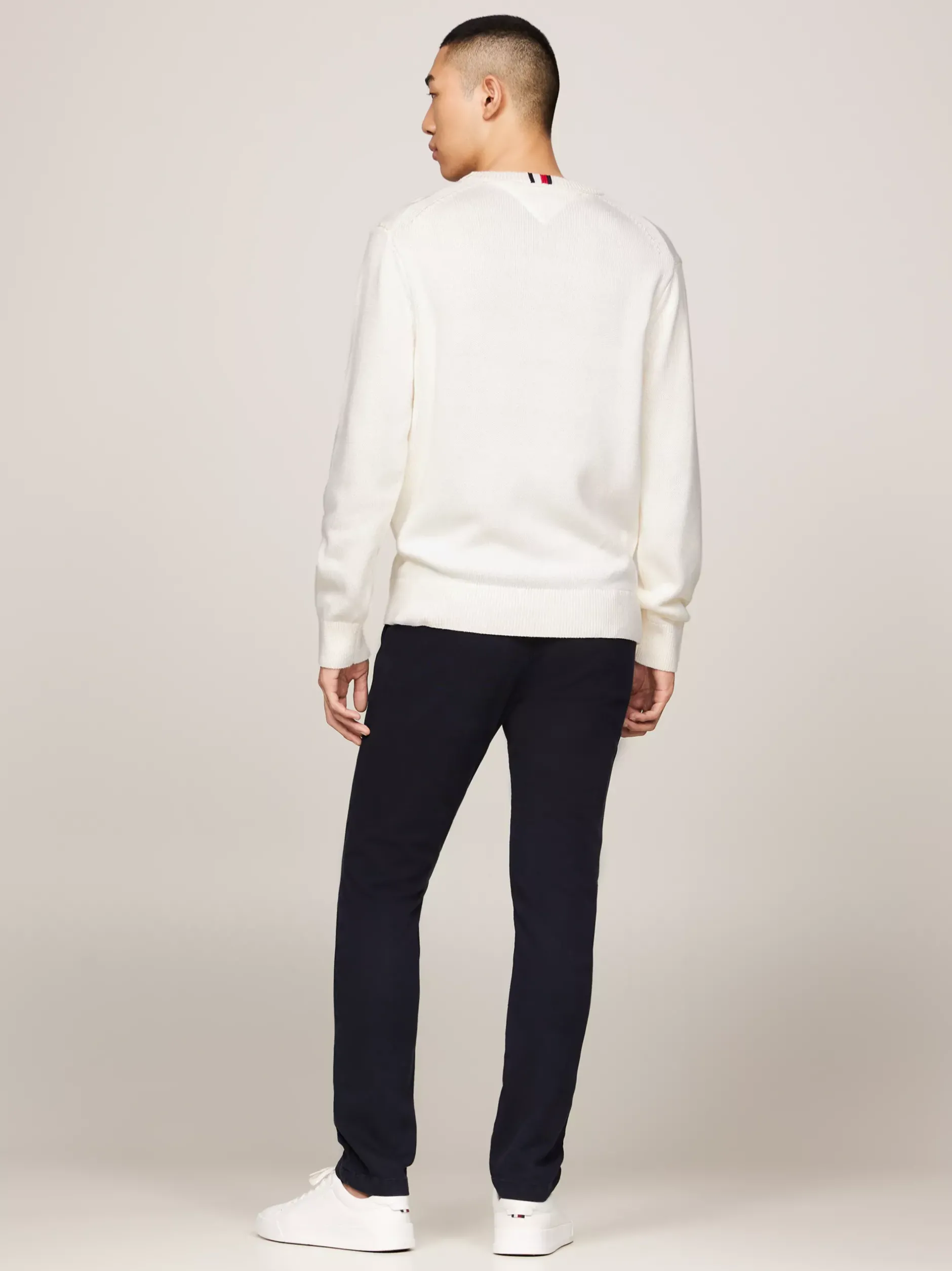 Swetry Z Okrągłym Dekoltem|Swetry*Tommy Hilfiger Sweter O Luźnym Kroju Z Warkoczową Flagą ANCIENT WHITE