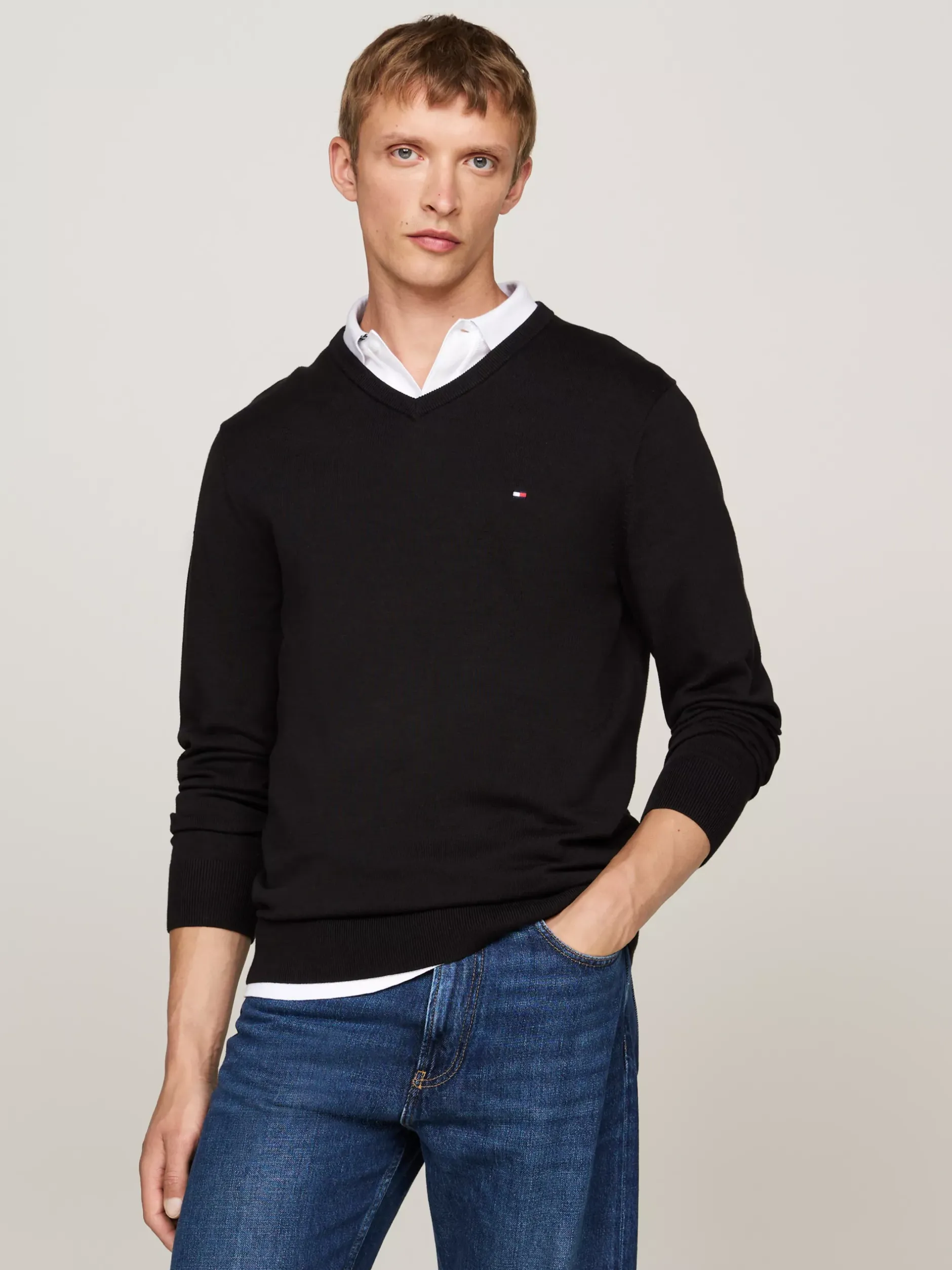 Swetry Z Okrągłym Dekoltem|Swetry*Tommy Hilfiger Sweter Z Dekoltem W Szpic I Flagą BLACK
