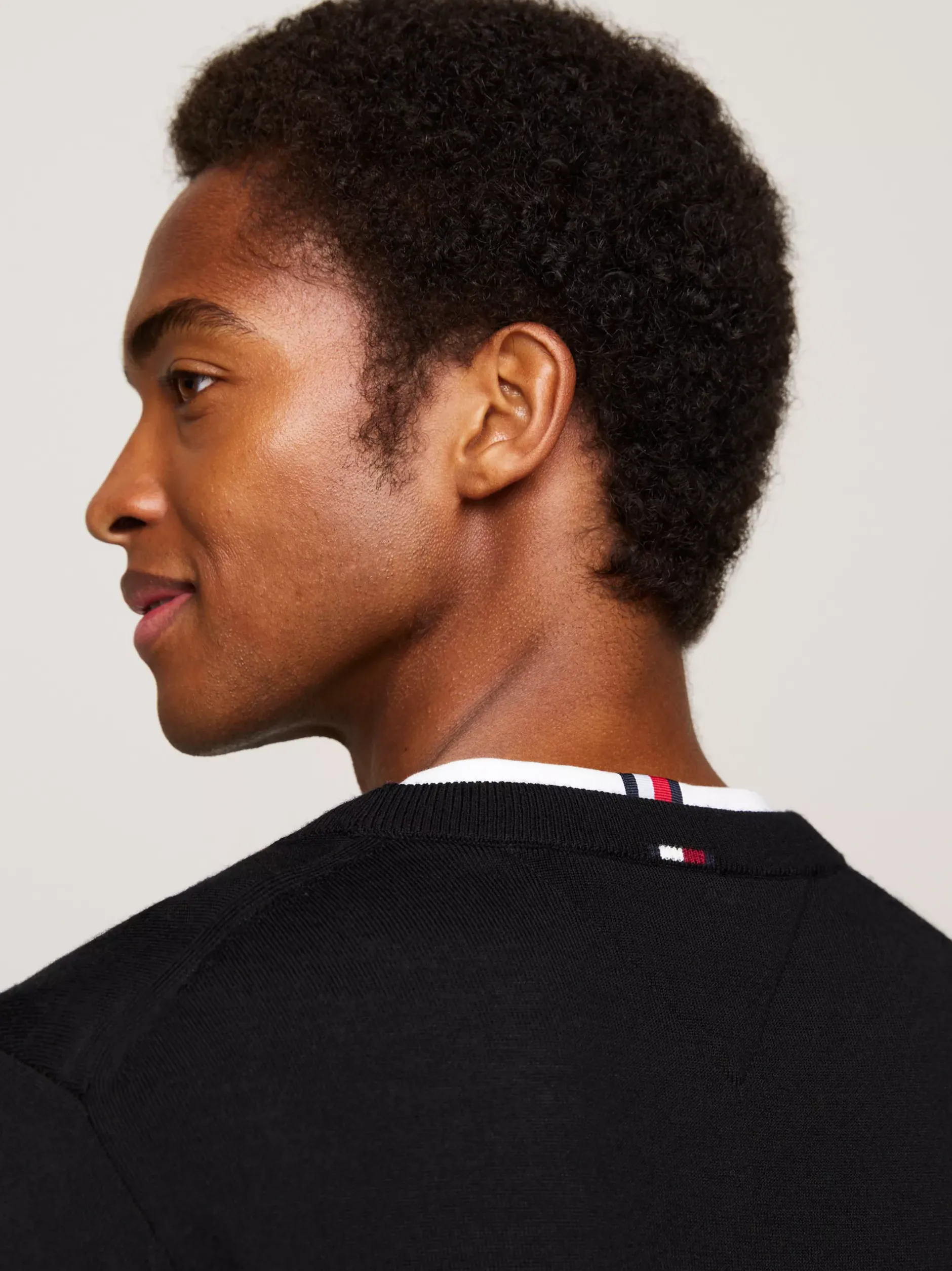 Swetry Z Okrągłym Dekoltem|Swetry*Tommy Hilfiger Sweter Z Delikatnej Wełny Z Merynosa BLACK