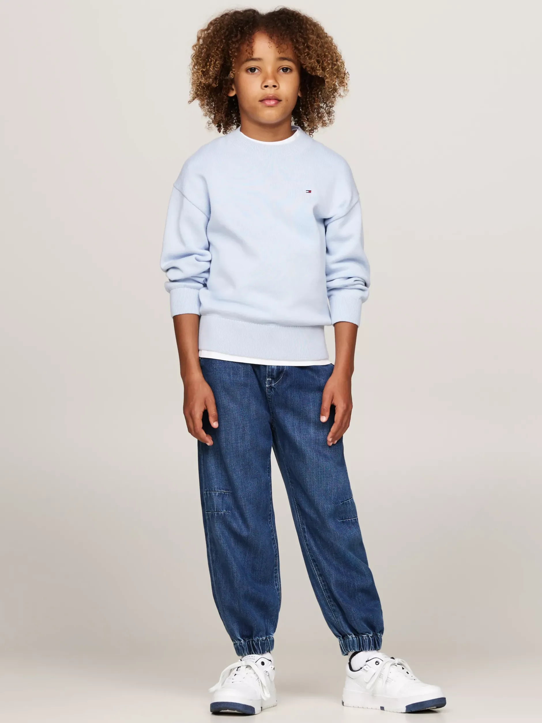 Dzianina*Tommy Hilfiger Sweter Z Haftem Z Flagą I Okrągłym Dekoltem BREEZY BLUE