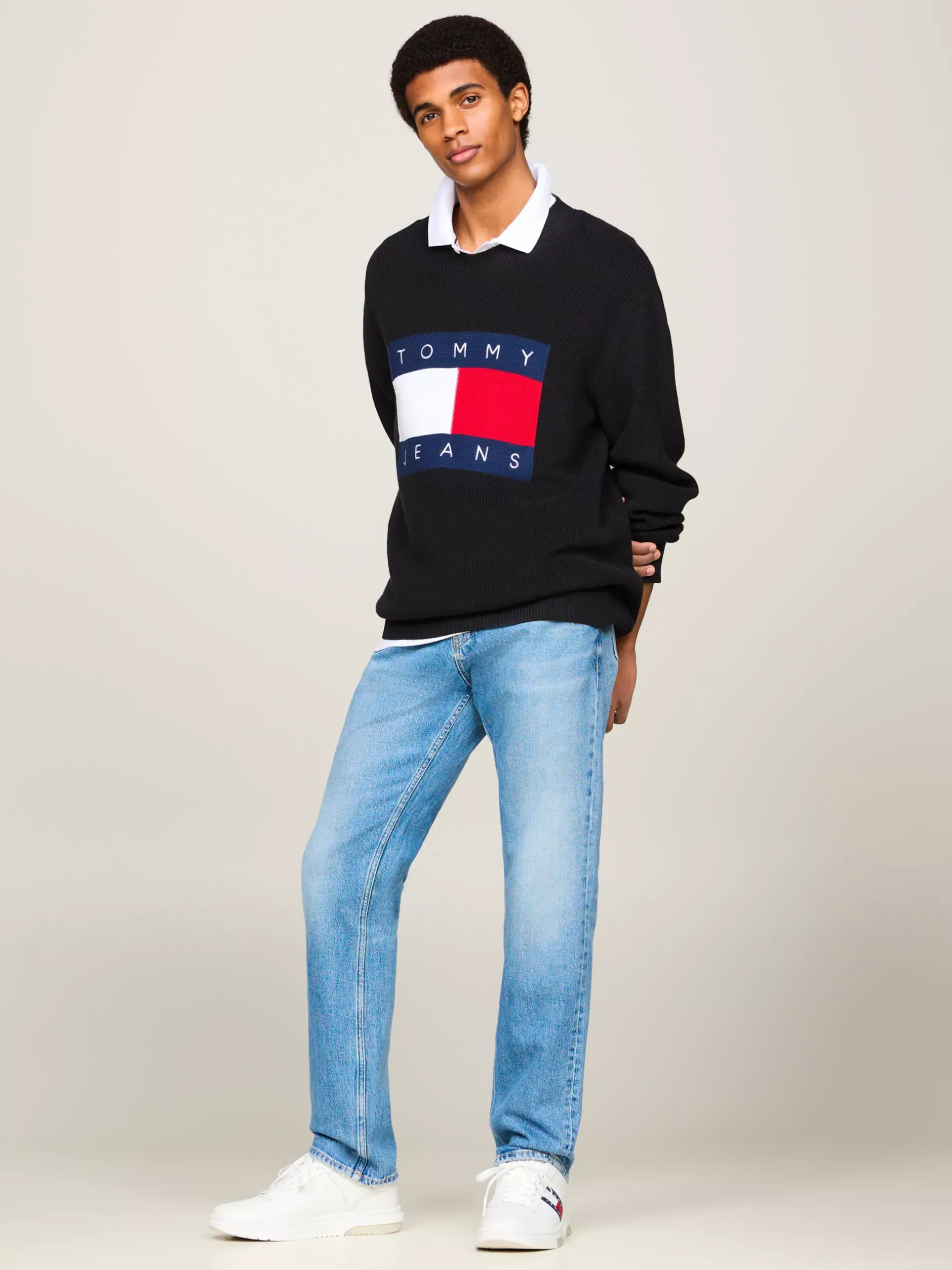 Swetry Z Okrągłym Dekoltem|Swetry*Tommy Hilfiger Sweter Z Naszywką Z Mozaikową Flagą BLACK