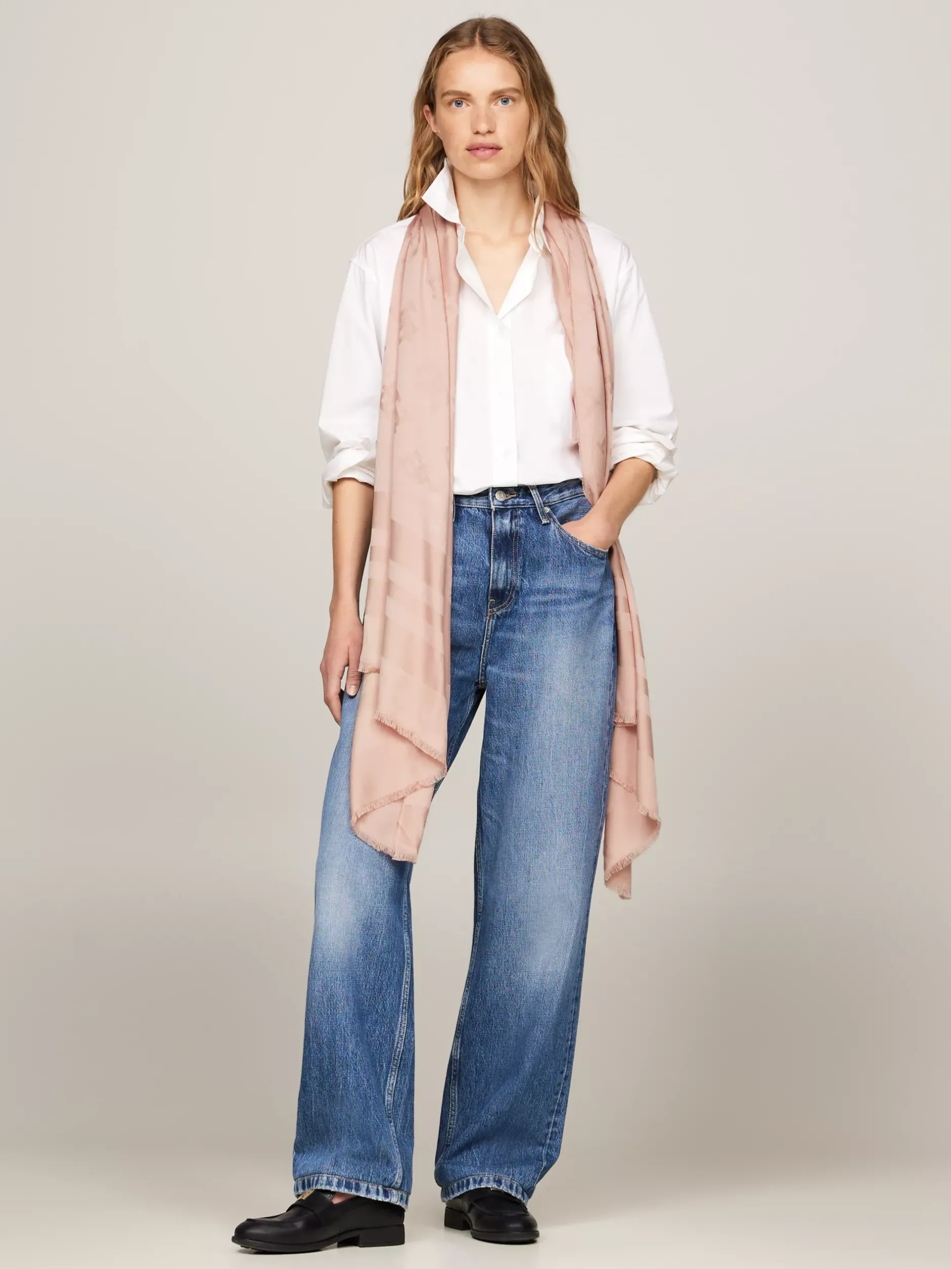 Szaliki|Szaliki*Tommy Hilfiger Szal Z Frędzlami I Monogramem TH PINK BLOOM