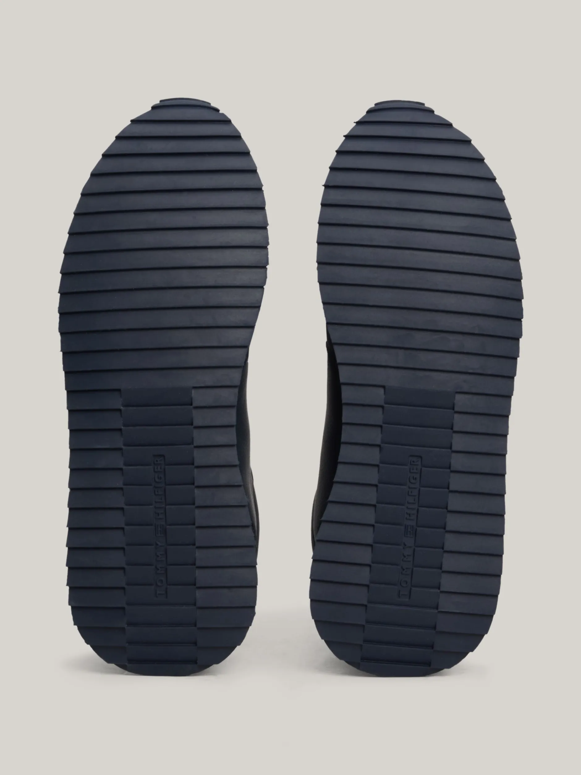 Sneakersy*Tommy Hilfiger Sznurowane Buty Sportowe Z Sygnowaną Taśmą DESERT SKY