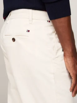 Spodnie*Tommy Hilfiger Sztruksowe Chinosy O Prostym Kroju WEATHERED WHITE