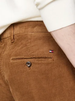 Spodnie*Tommy Hilfiger Sztruksowe Chinosy Z Bawełny Ze Stretchem HIGHLAND KHAKI