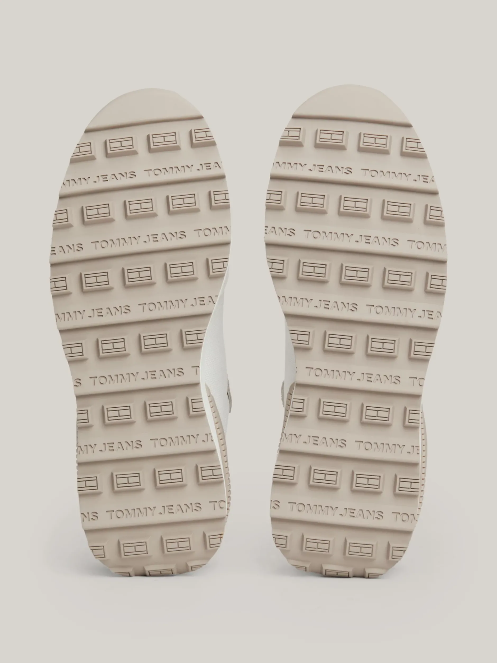 Sneakersy*Tommy Hilfiger Teksturowane Buty Do Biegania Z Protektorem DRIFTY DUNES