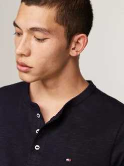 T-Shirty*Tommy Hilfiger Teksturowany Longsleeve Z Dekoltem Henley DESERT SKY