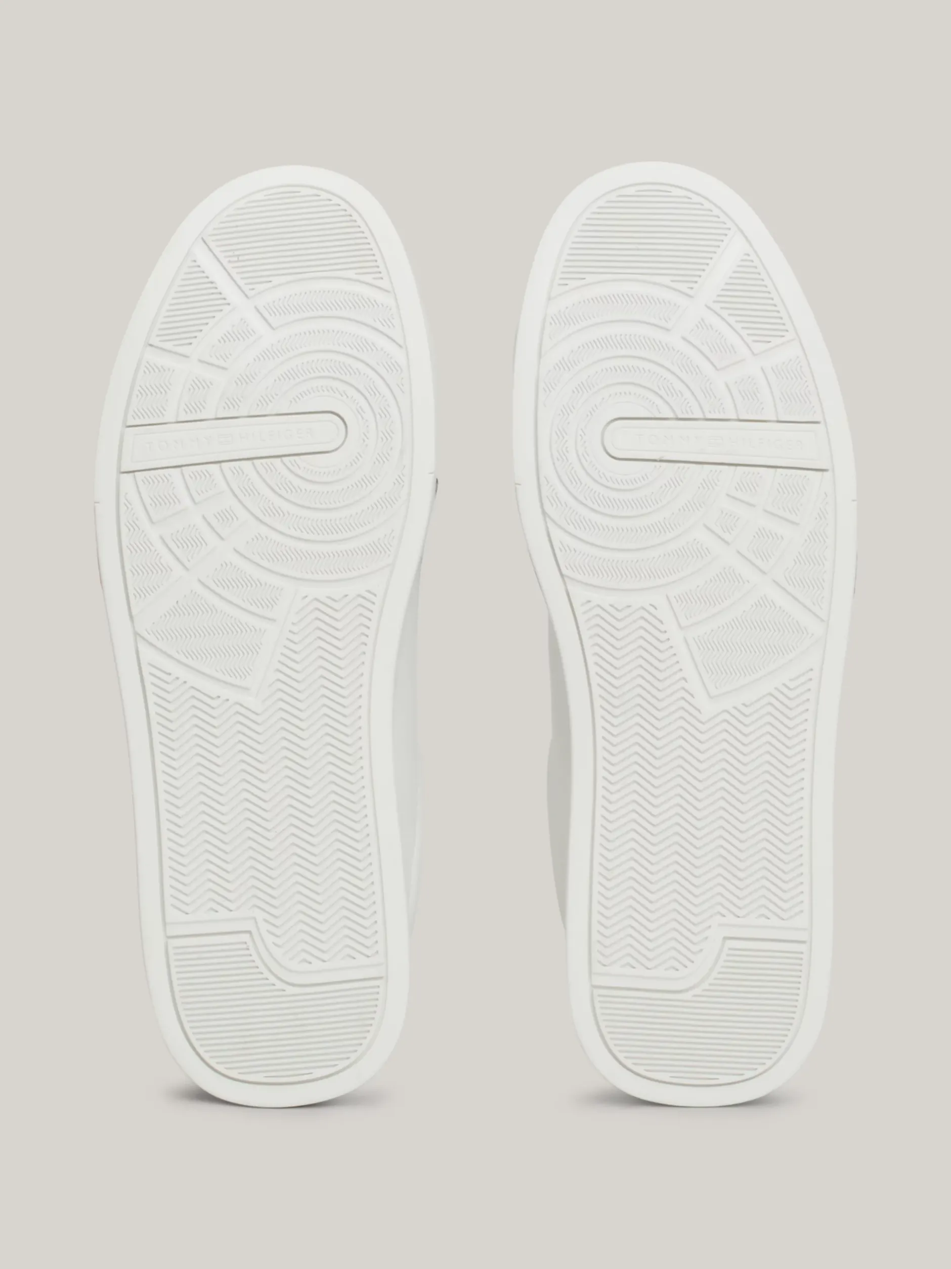 White Trainers|Sneakersy*Tommy Hilfiger Tenisówki Essential O Groszkowej Fakturze ARMY GREEN