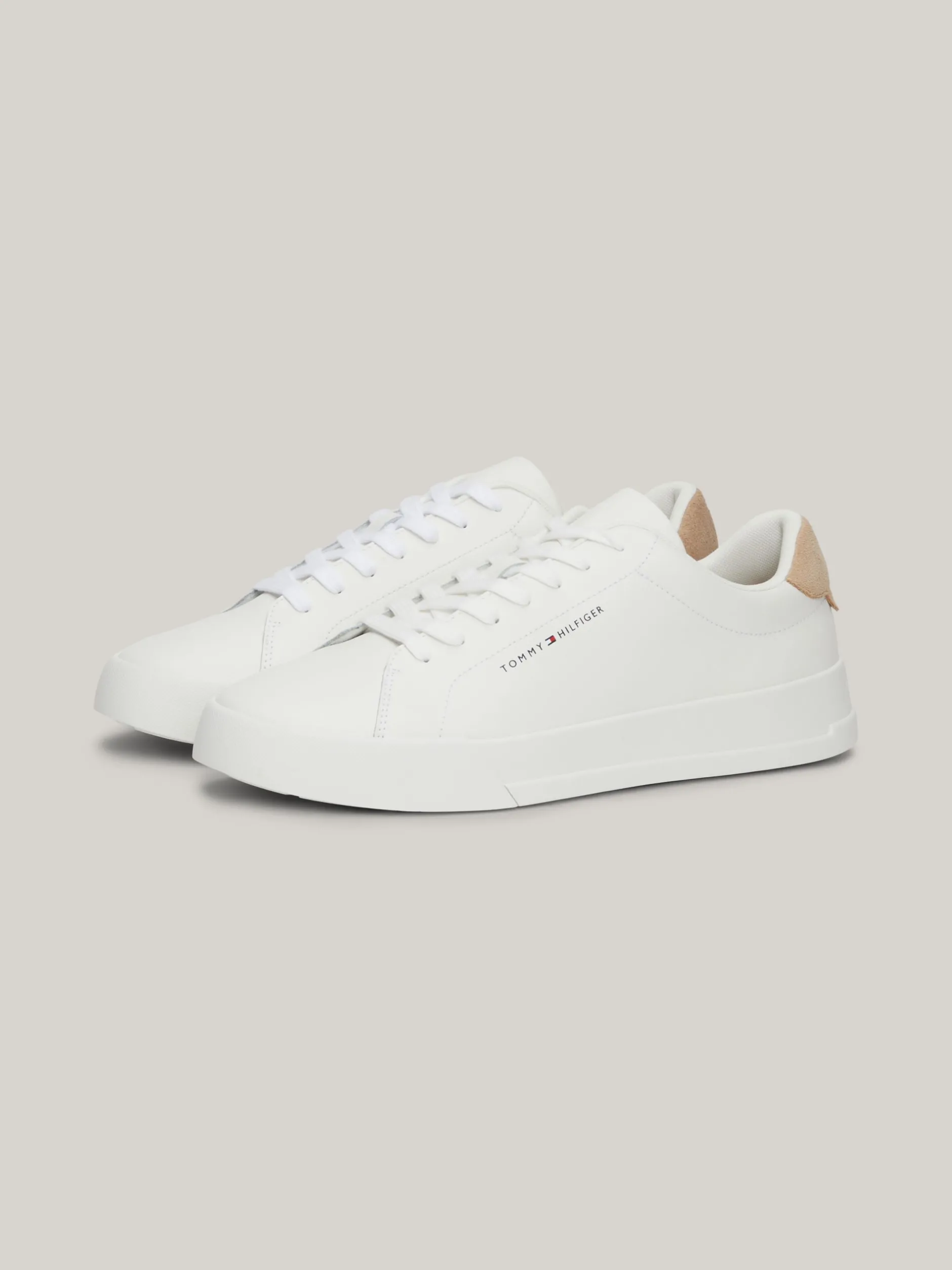 White Trainers|Sneakersy*Tommy Hilfiger Tenisówki Essential O Groszkowej Fakturze ECRU
