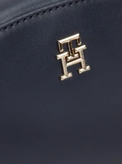 Torebki Na Pasku*Tommy Hilfiger Torba Na Aparat Corporate Z Parcianym Paskiem SPACE BLUE