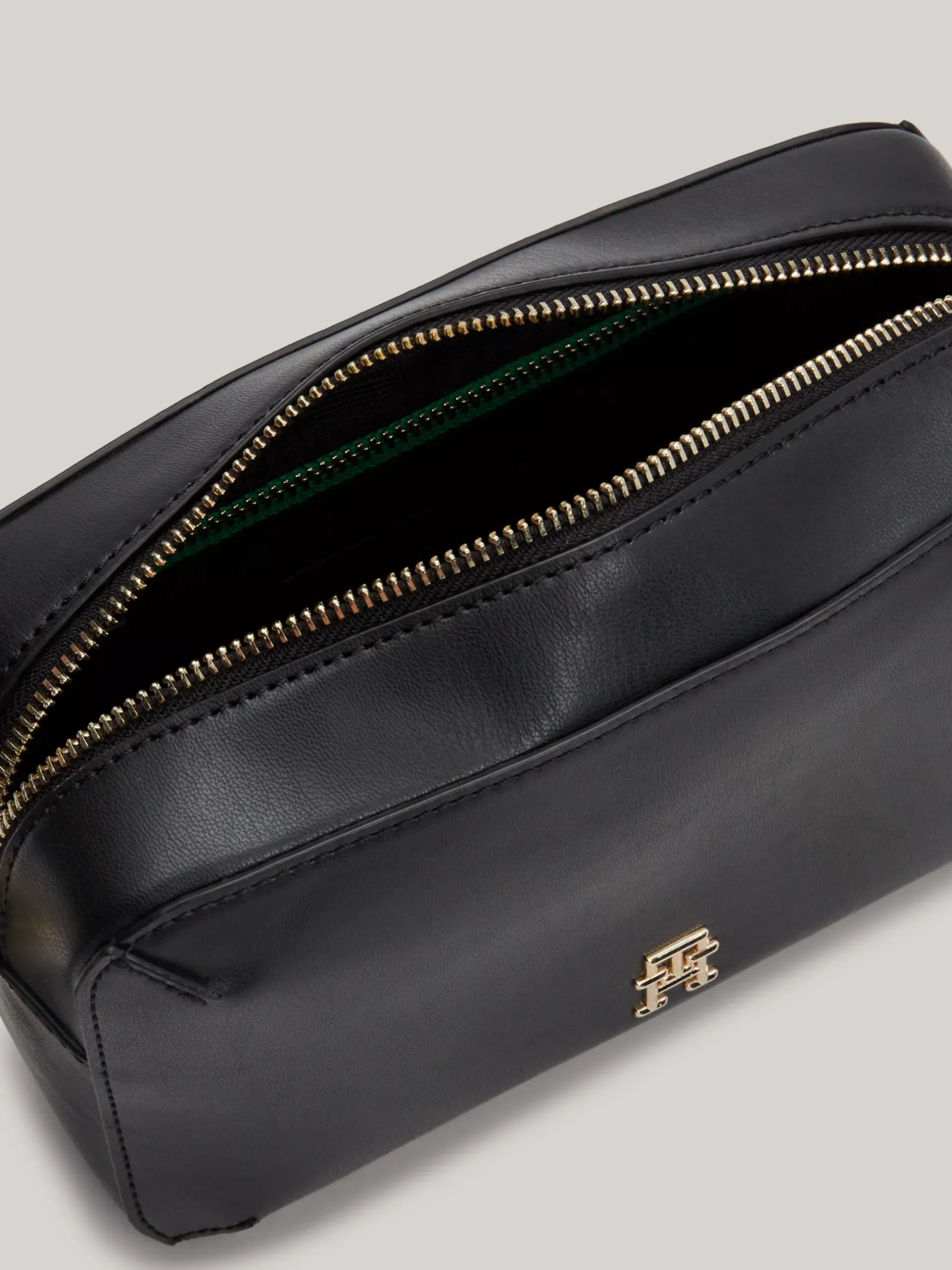 Torebki Na Pasku*Tommy Hilfiger Torba Na Aparat Z Paskiem Chic BLACK