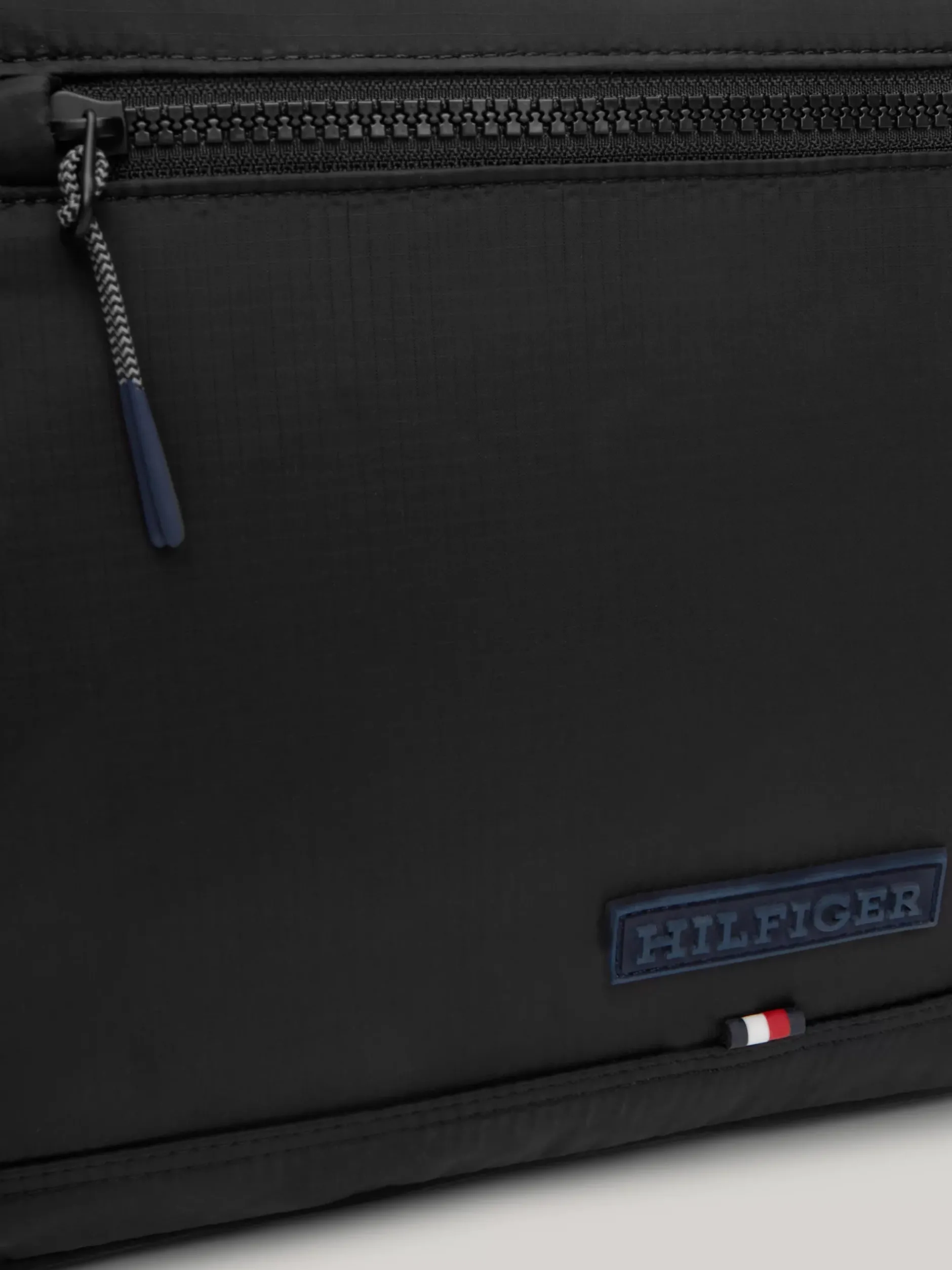 Torby Na Laptopa*Tommy Hilfiger Torba Na Laptop Z Monotypowym Logo Hilfiger BLACK